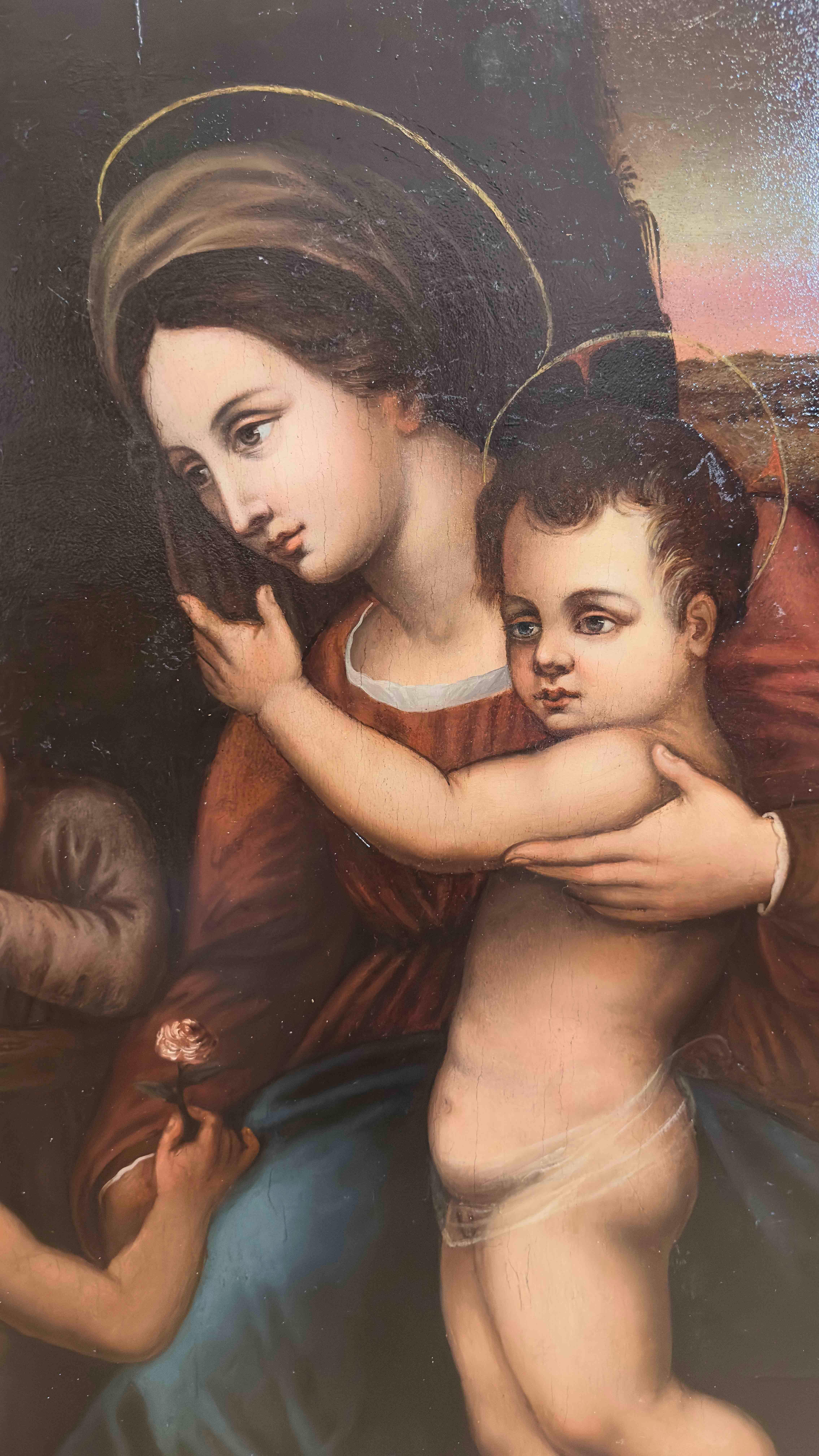 LATE 16th CENTURY OIL PAINTING ON PANEL MADONNA WITH JESUS AND JOHN For Sale 3