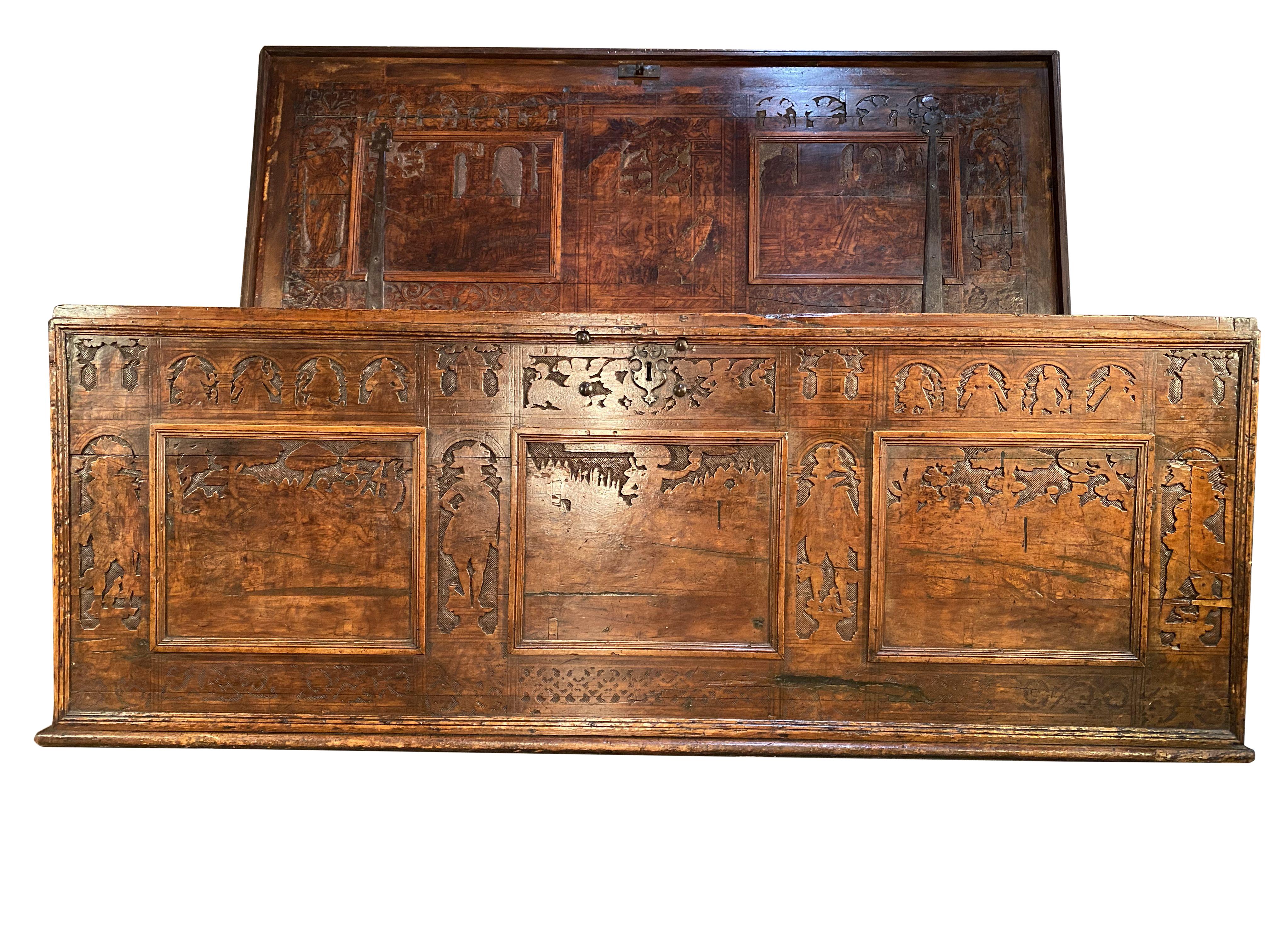 Late 16th Century Venetian Cedar Wood Cassone Nuptial Chest Garden of Eden Theme For Sale 2