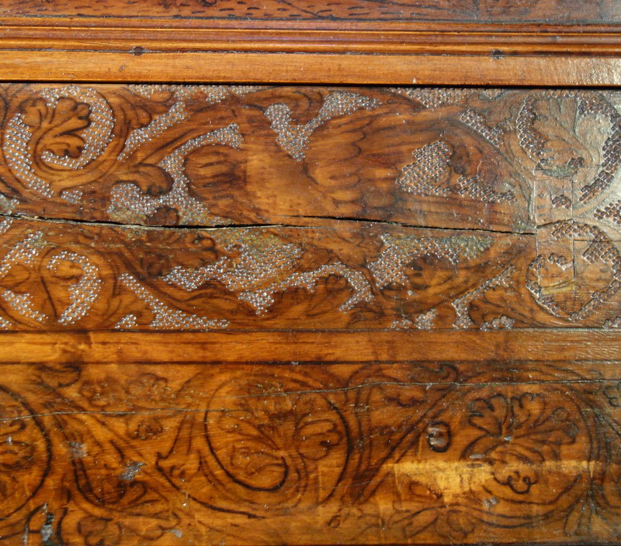 Late 16th Century Venetian Cedar Wood Cassone Nuptial Chest Garden of Eden Theme For Sale 11