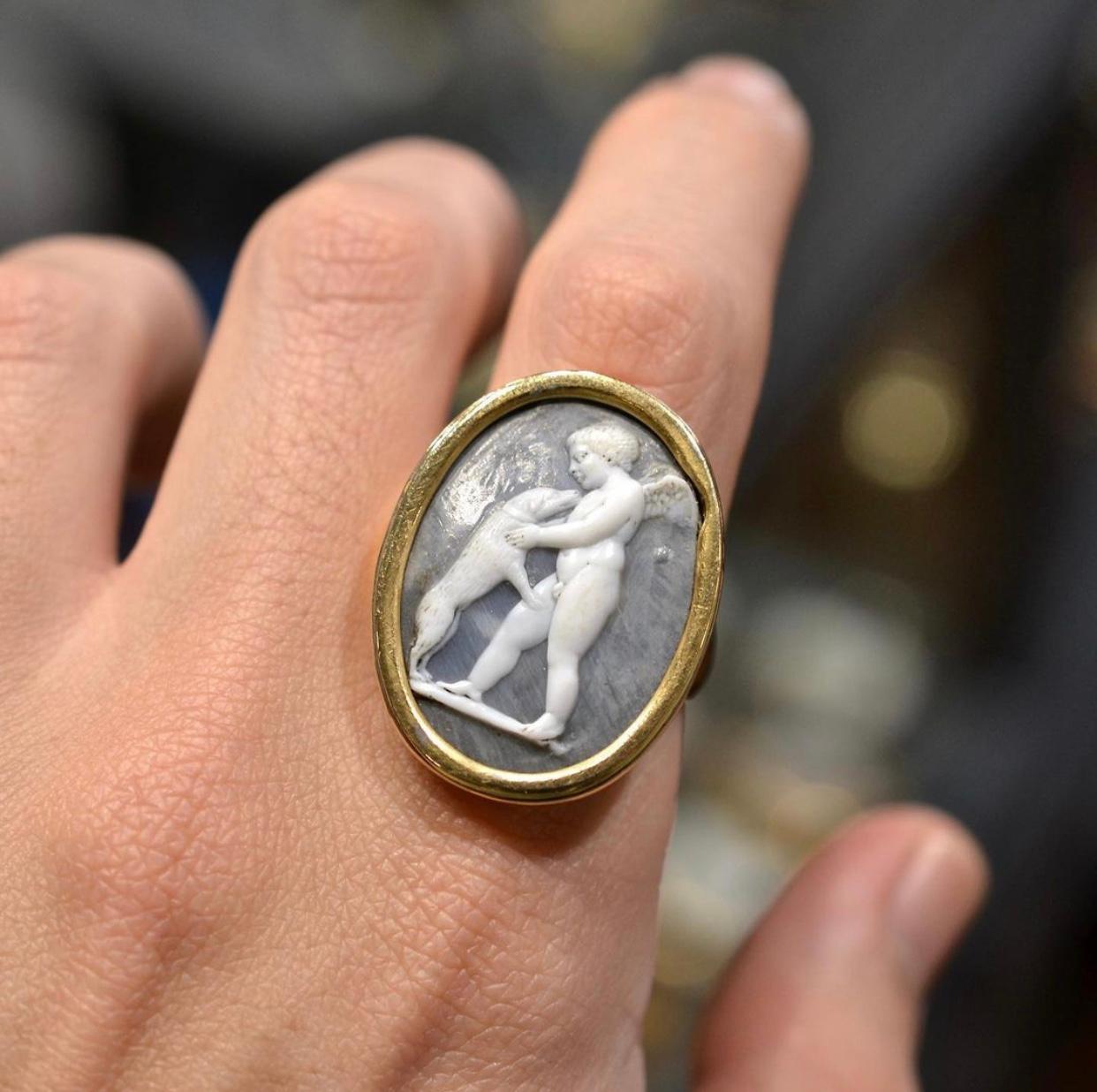 Late 18th Century White on Blue Grey Shell Cameo of Cupid and the dog Ring 2