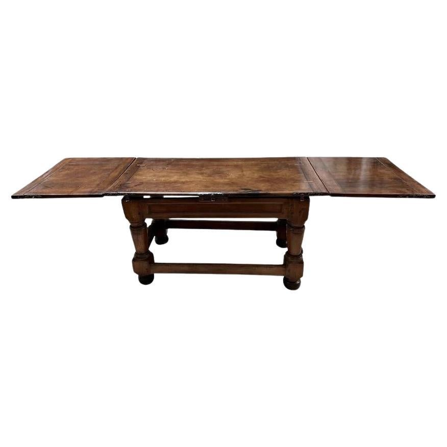 Late 16th-early 17th Century French Walnut Extending Table For Sale
