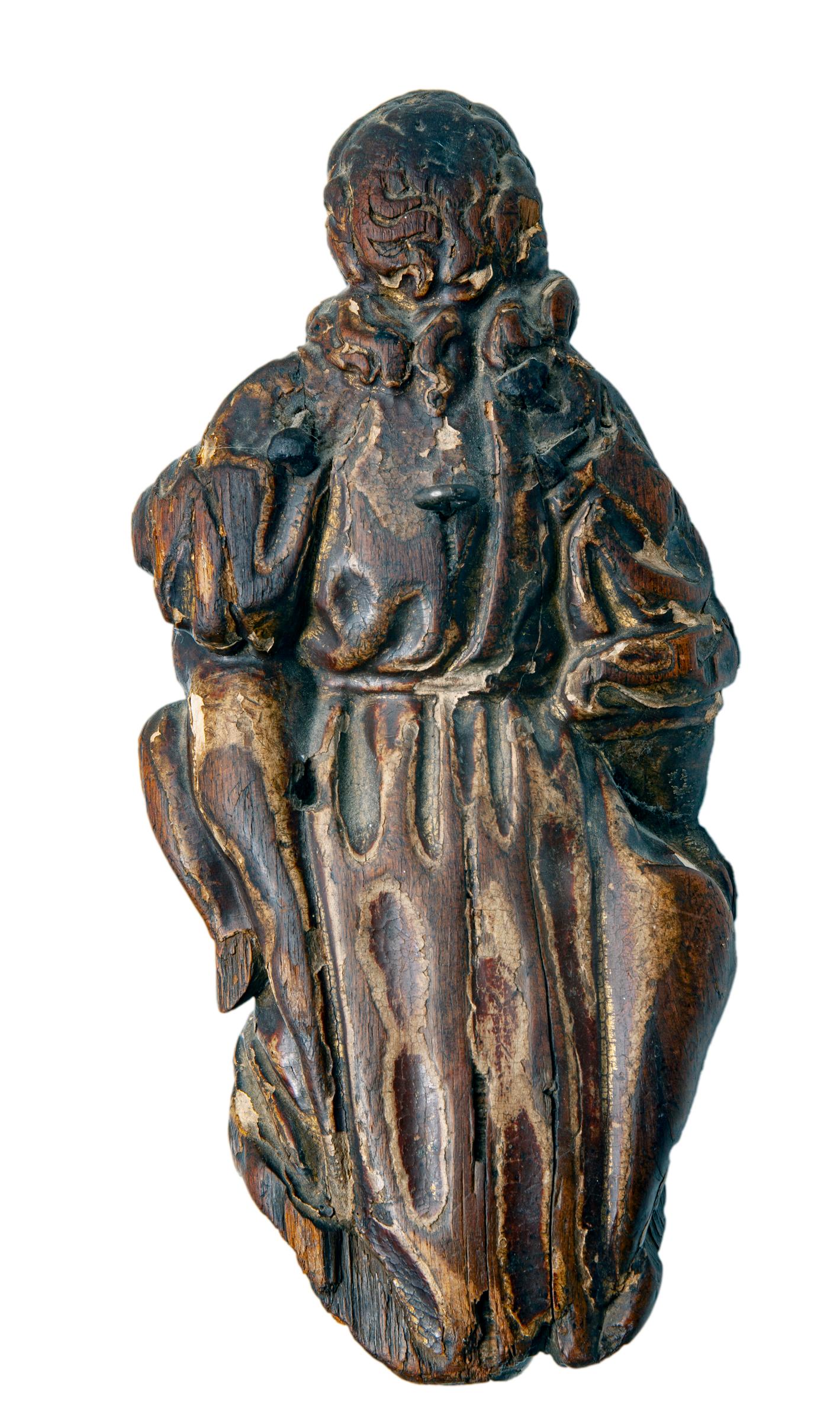 Late 16thC French Wood Carving of a Female  In Good Condition For Sale In Malibu, CA