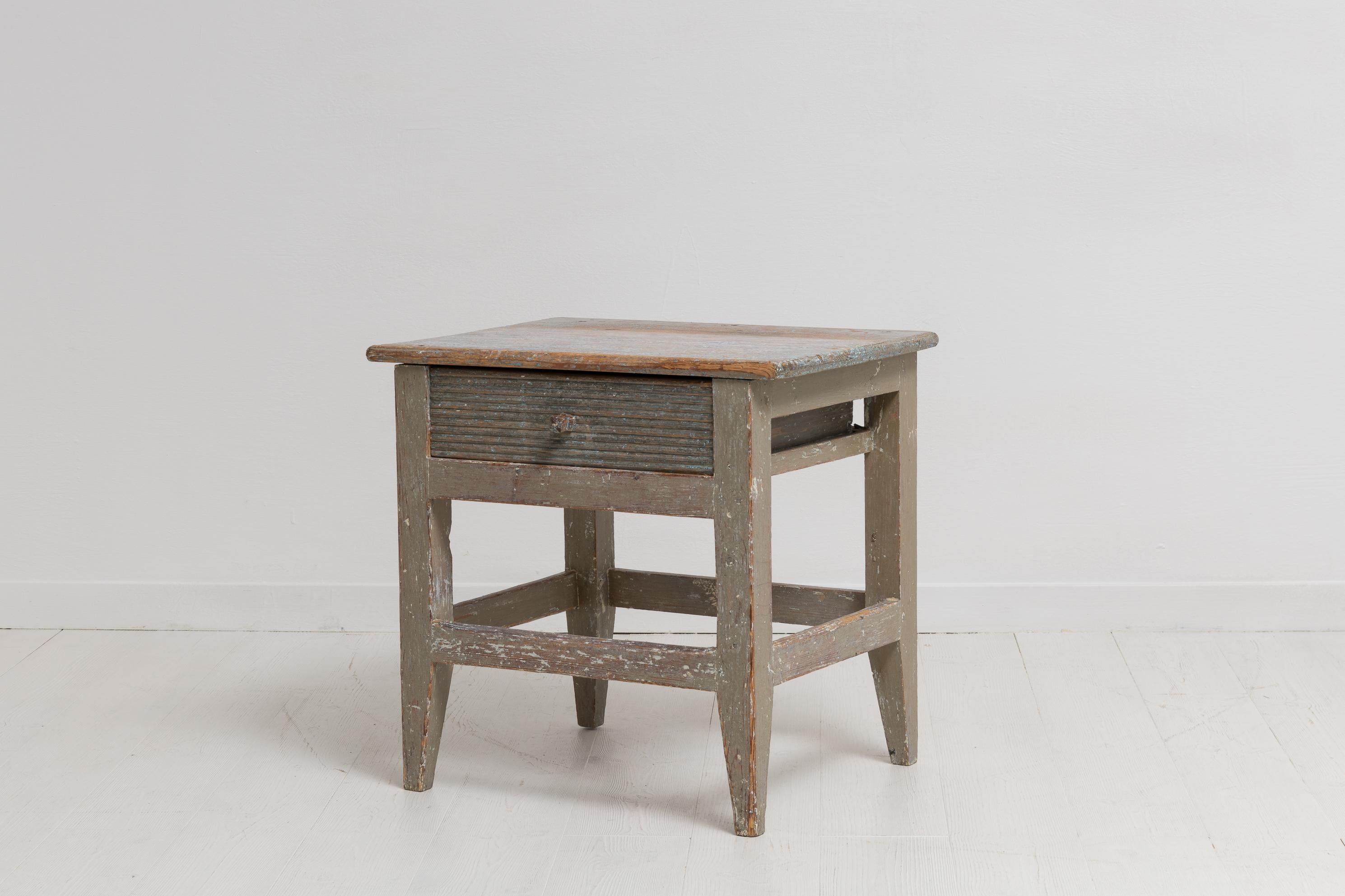 Pine Late 1700s Small Swedish Gustavian Country House Table