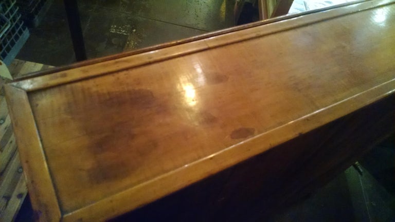 Late 1700s Tiger Maple Slant Top Secretary Desk from New England For Sale 3