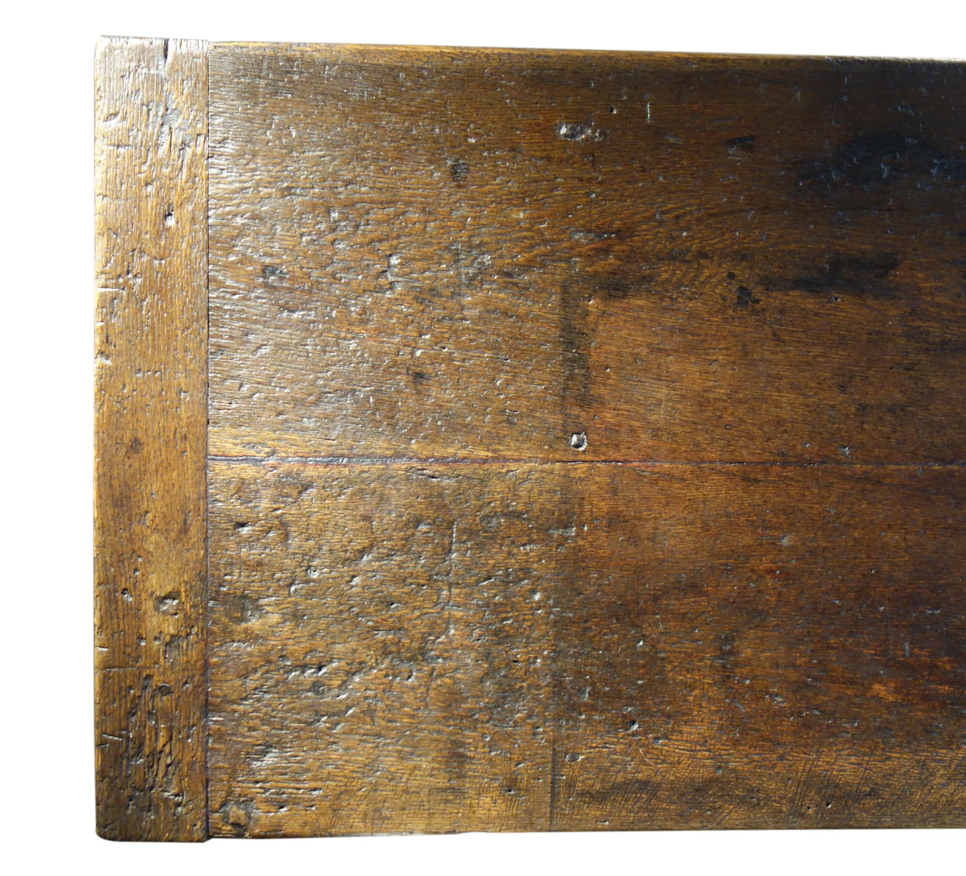 Spätes 17. Jahrhundert Italienisch Kastanienholz Trestle Tisch Erhältlich Custom Reproduktion Größen im Angebot 6