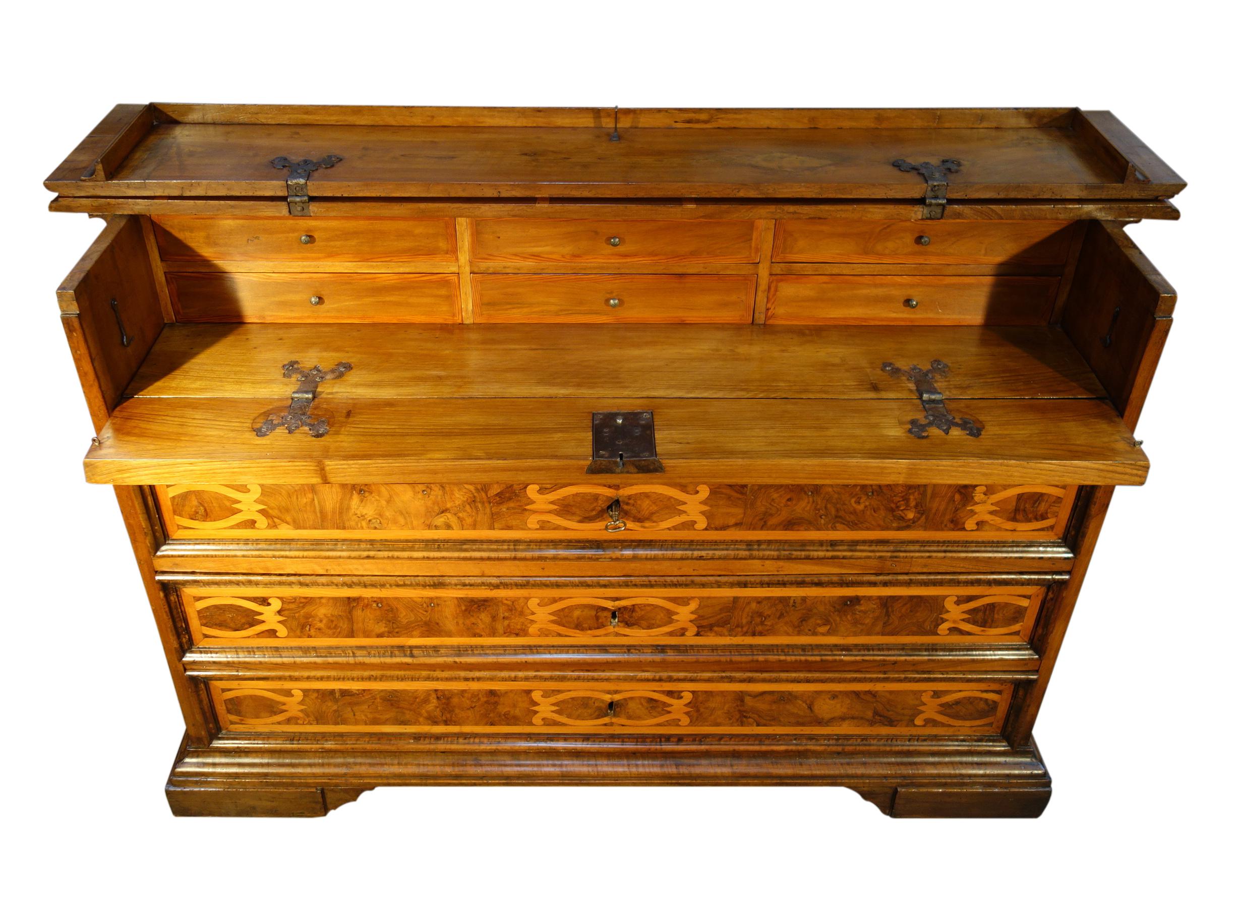 Late 17th C Louis XIV Italian Walnut Scrittorio Con Scarabattolo, Burl & Inlay For Sale 1