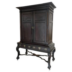Late 17th Century Used Dutch Oak Linen Cabinet