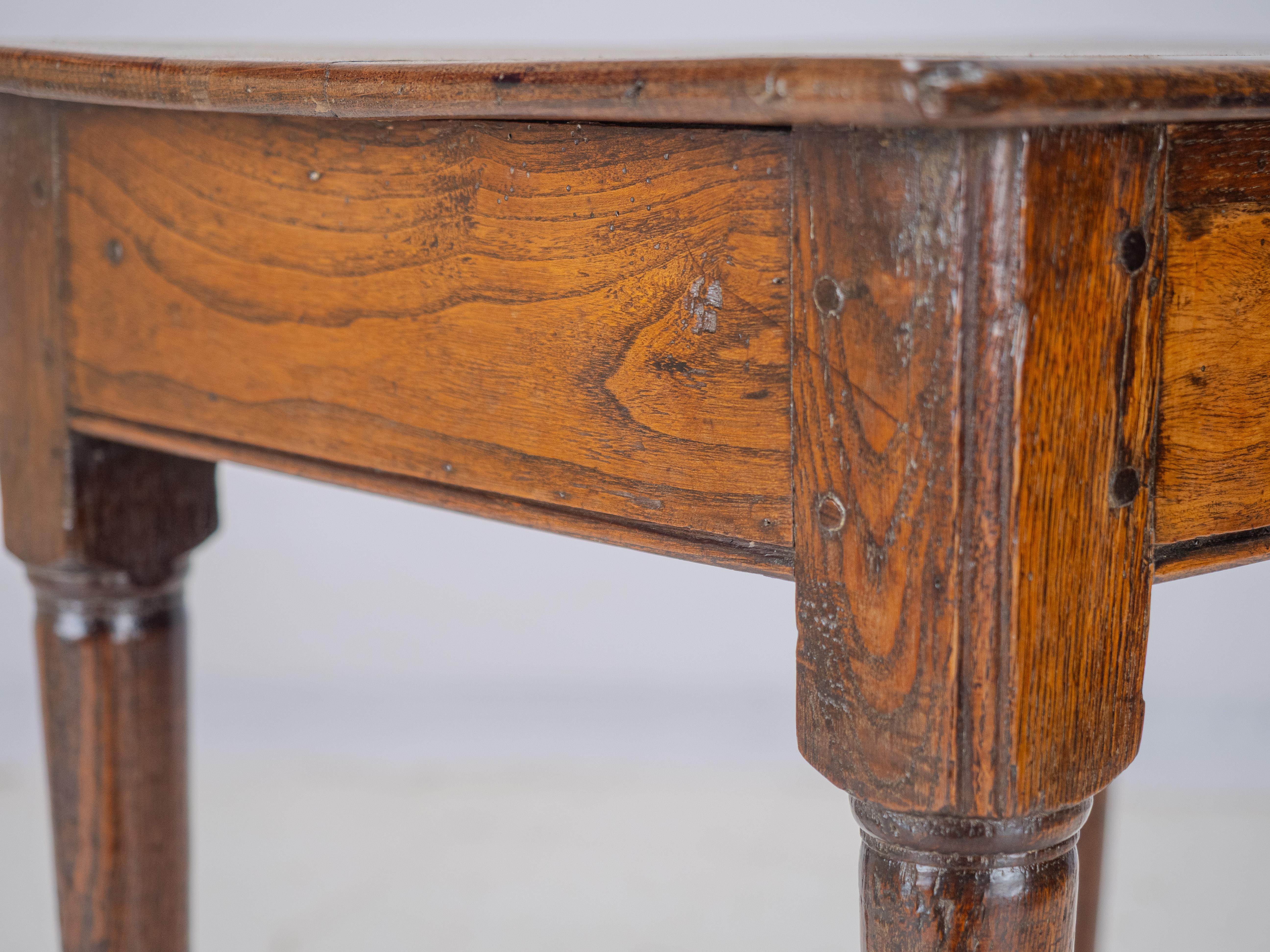 Late 17th Century Elm and Oak Pad Foot Small Country Side Table with Drawer For Sale 11