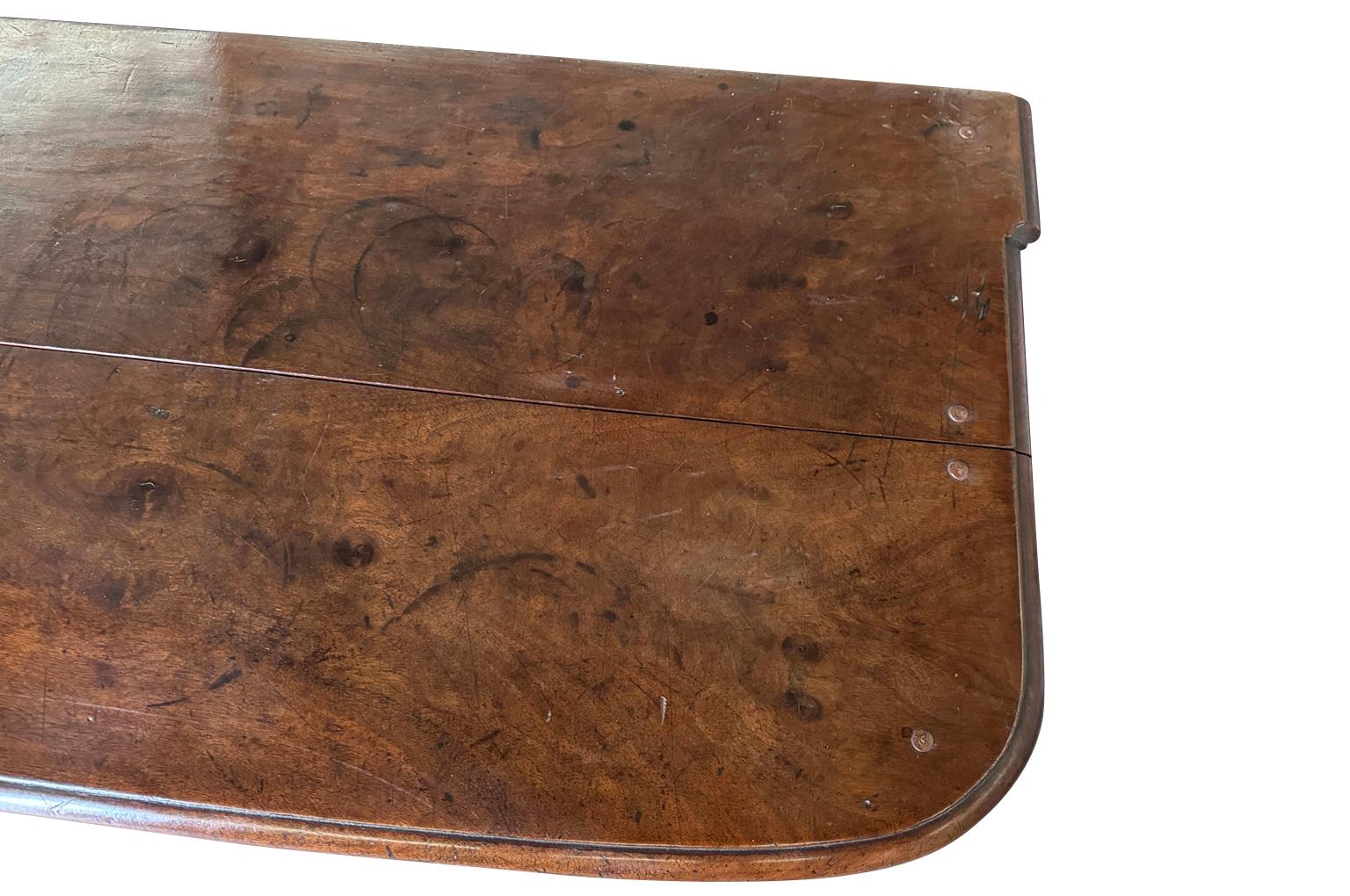 Commode inglese della fine del XVII secolo in vendita 9