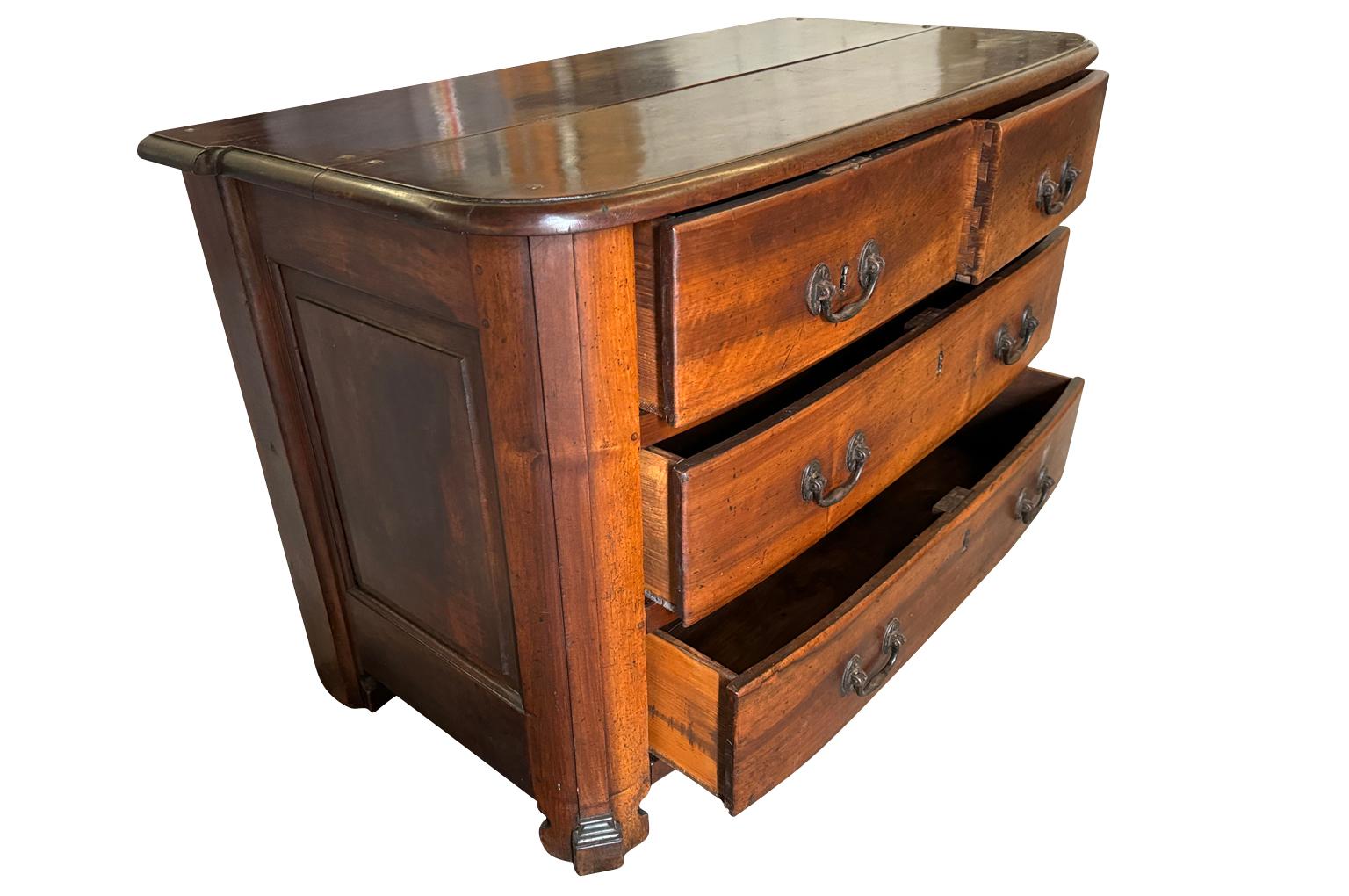 Noce Commode inglese della fine del XVII secolo in vendita