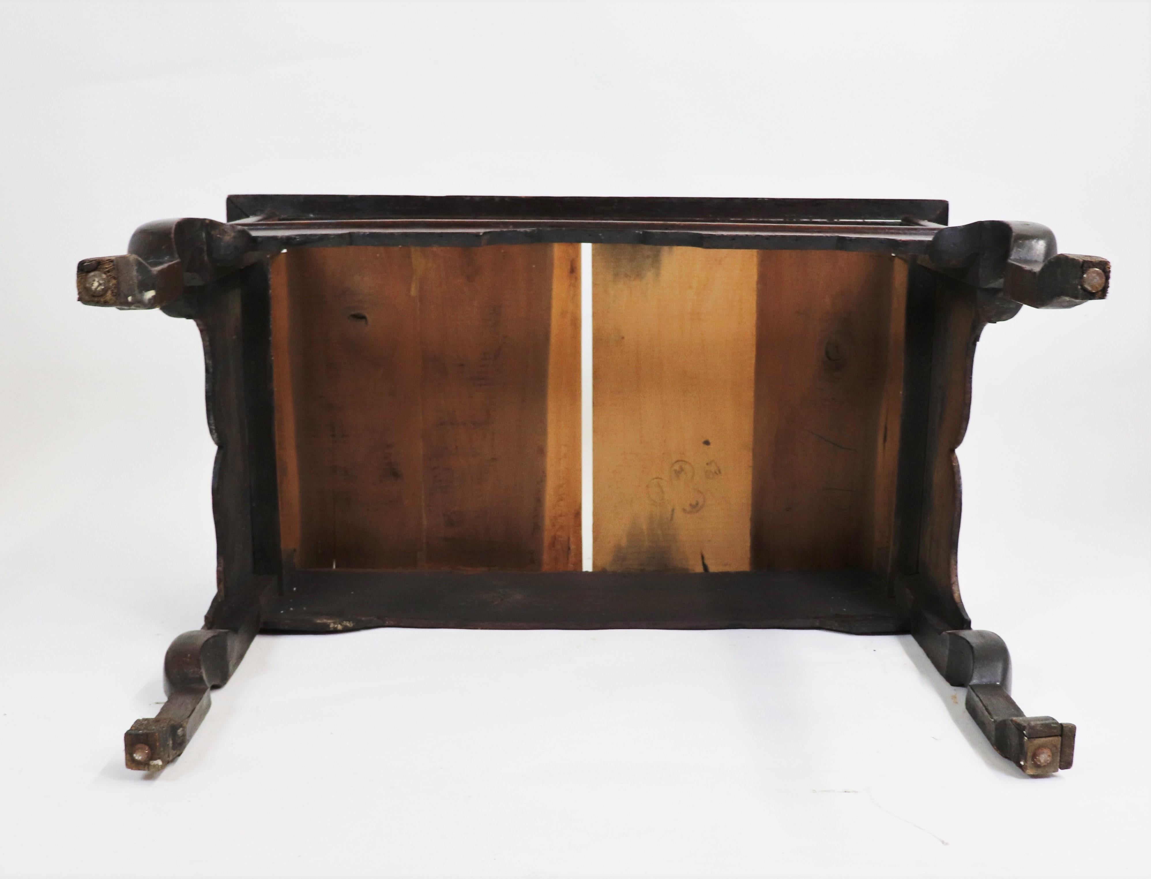 Late 17th Century English Oak Dresser For Sale 8