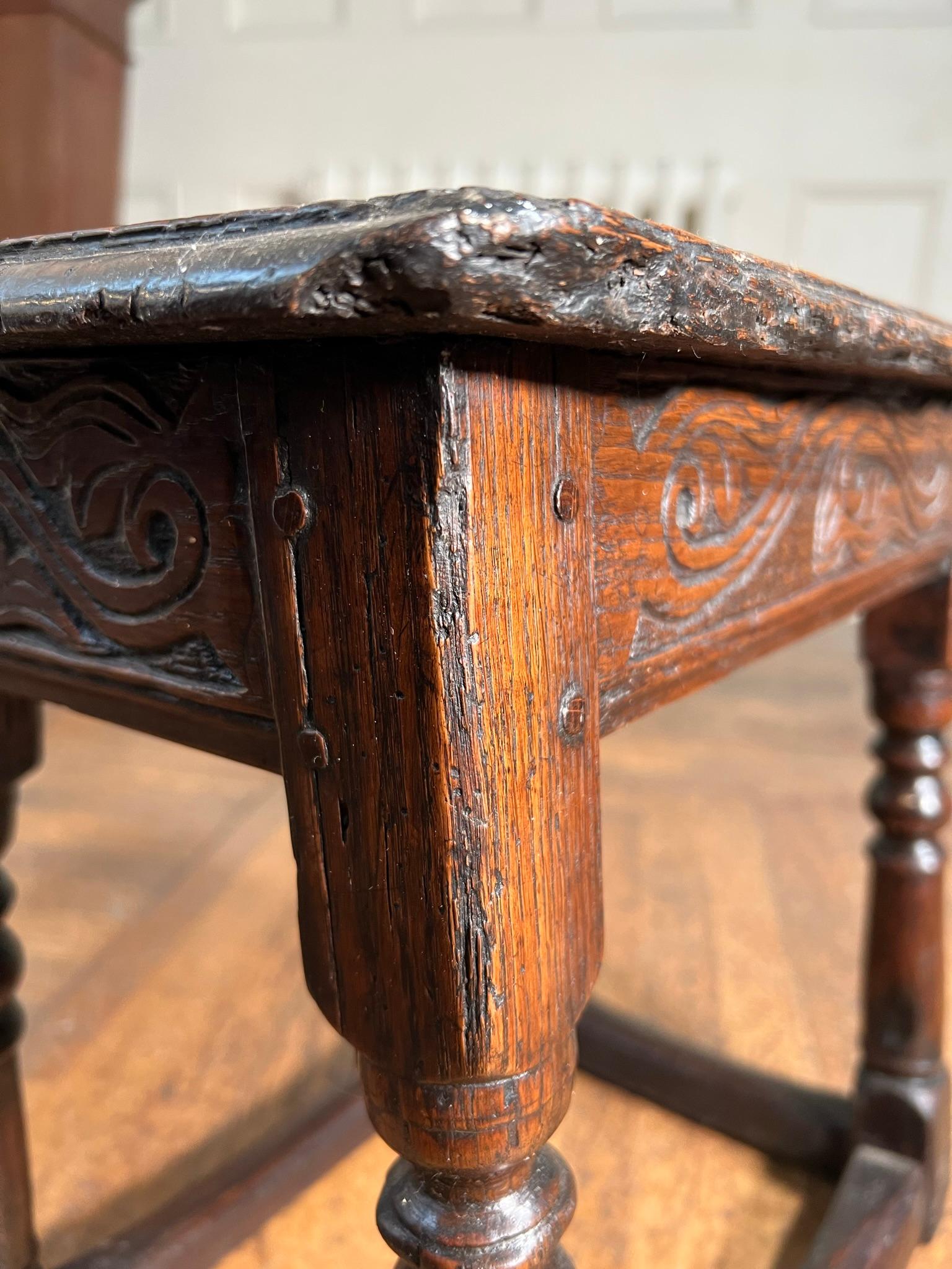 Oak Late 17th Century English oak joint stool For Sale