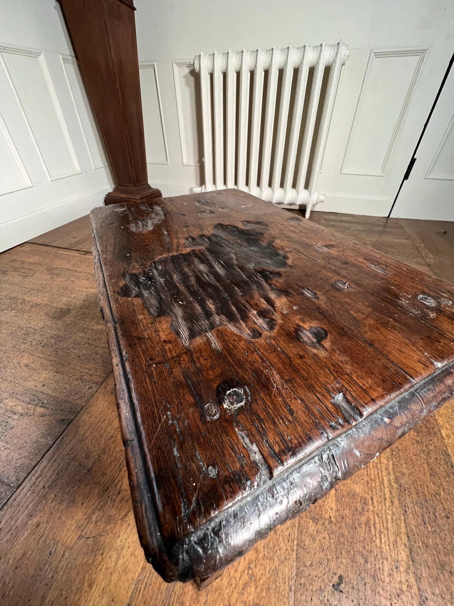 Late 17th Century English oak joint stool For Sale 3