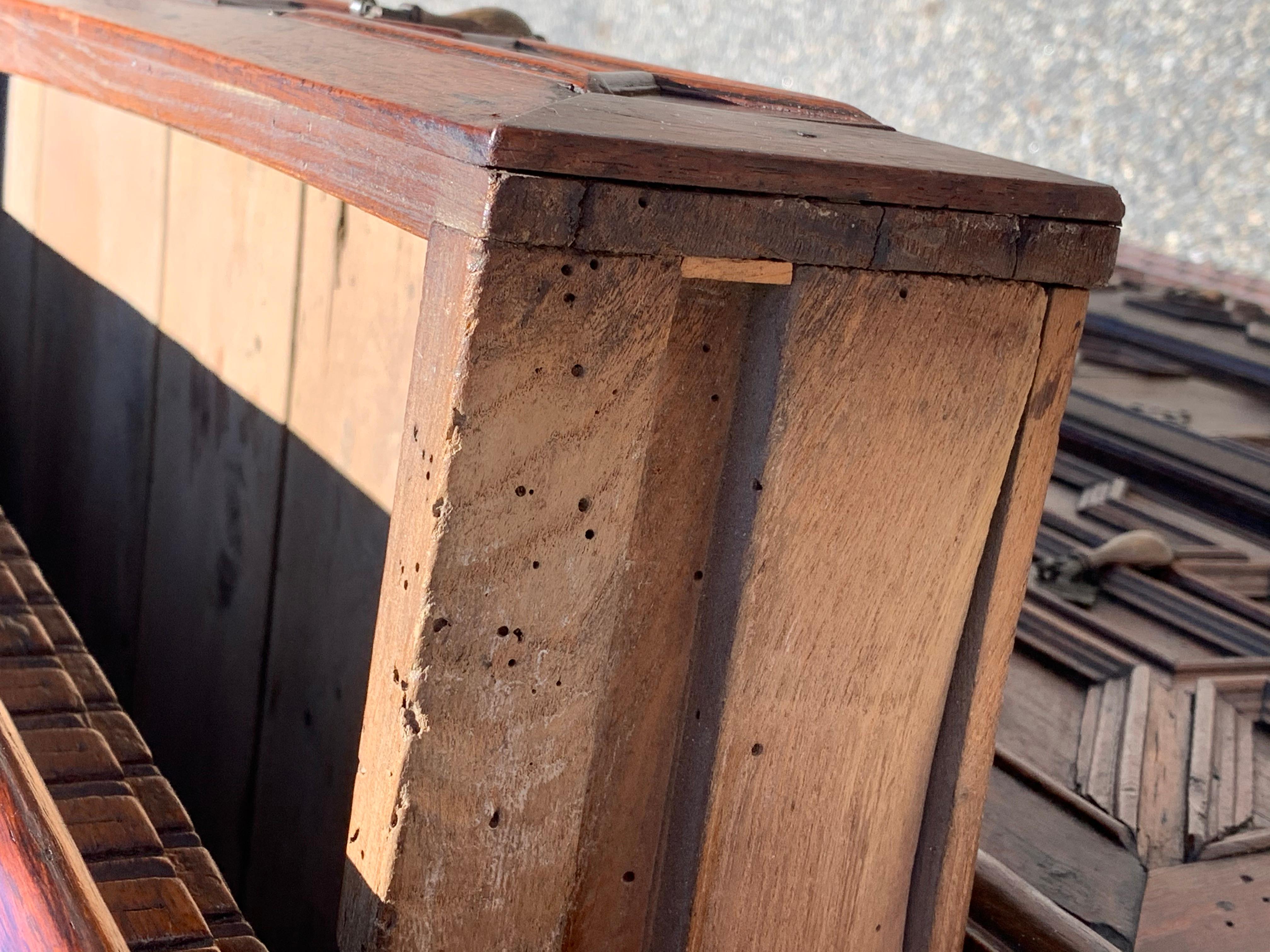 Late 17th Century English Walnut Geometric Chest of Drawers In Good Condition In Essex, MA