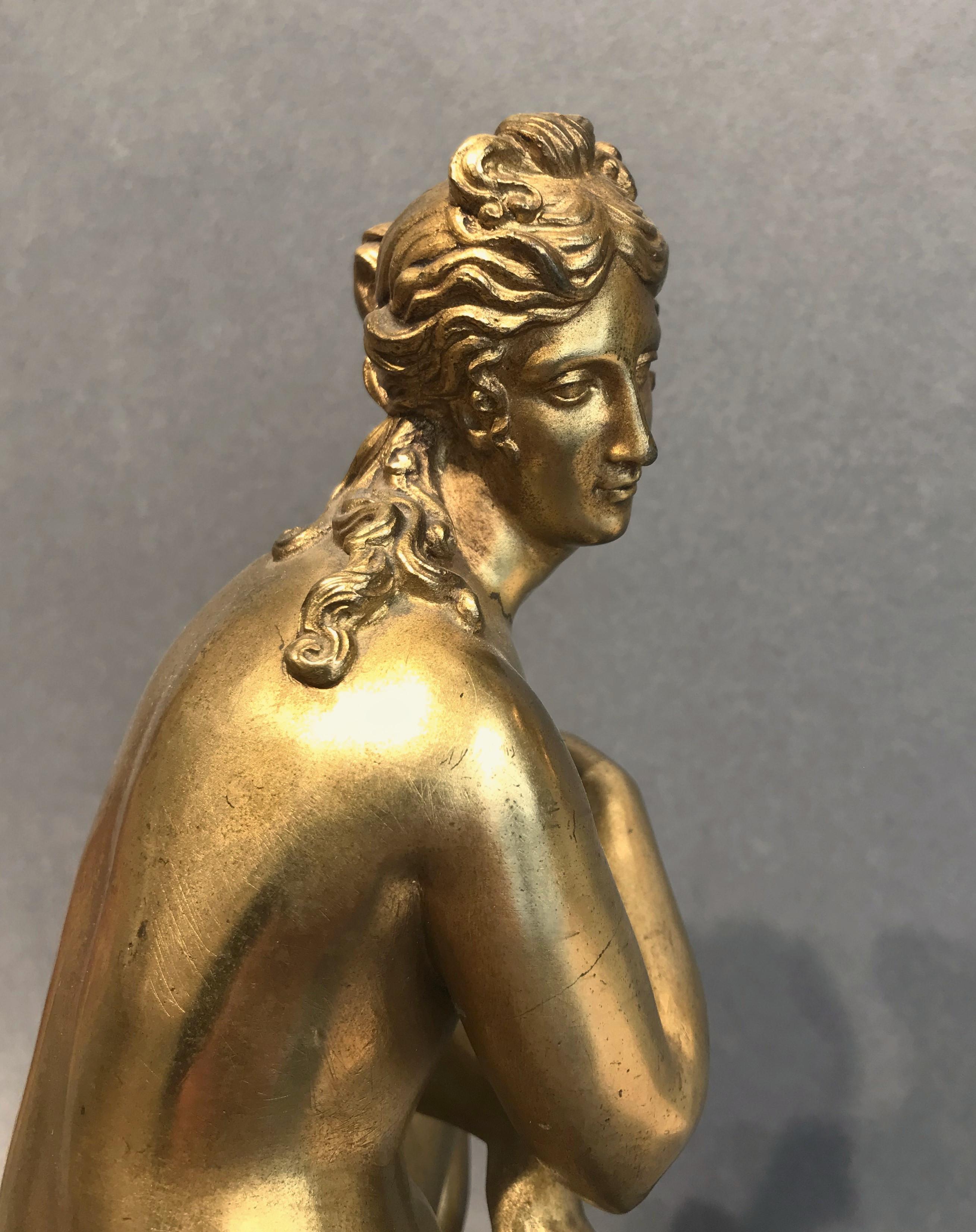 Figure de Vénus en bronze doré de la fin du XVIIe siècle sur un piédestal Boulle en vente 2