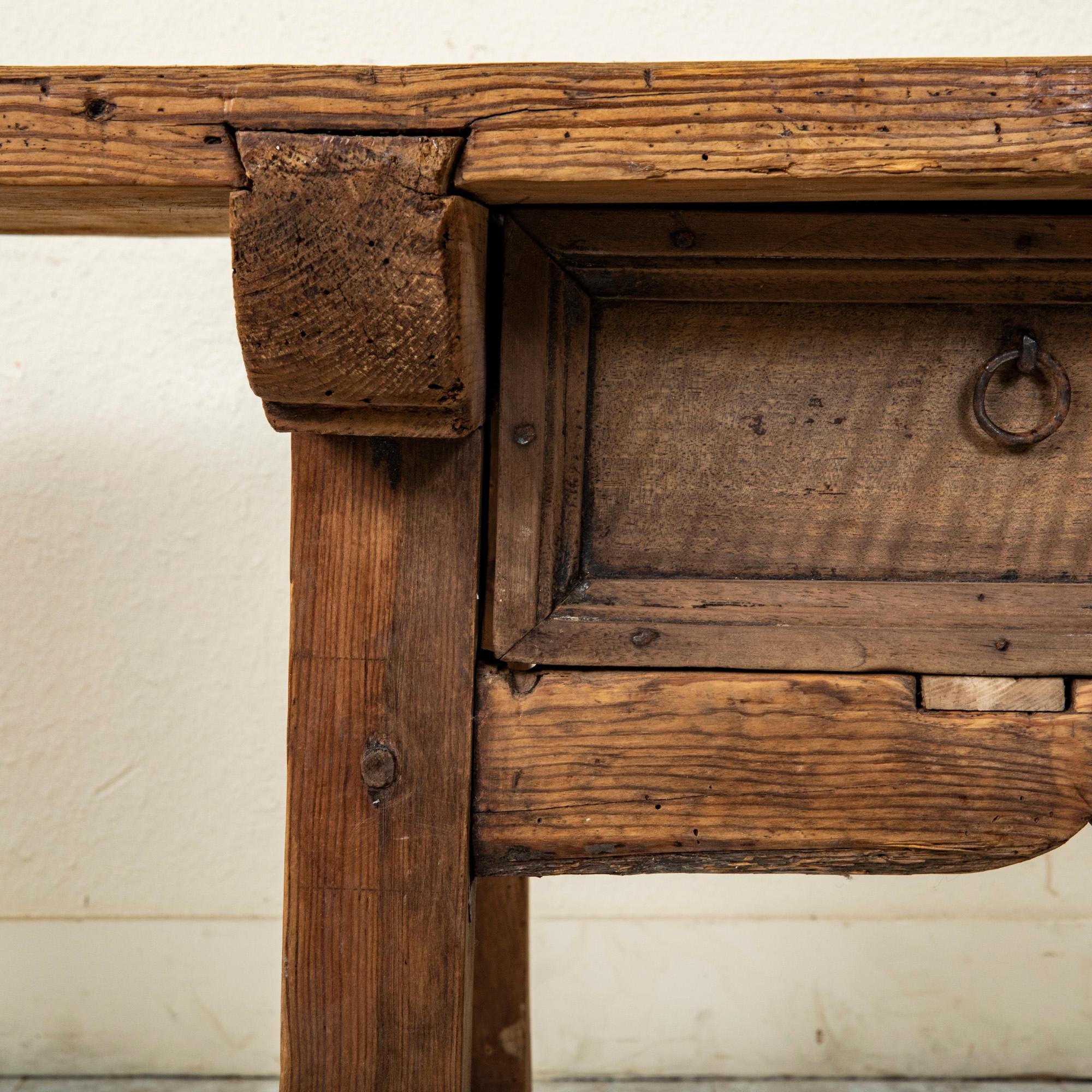 Spätes 17. Jahrhundert Französisch Hand-Pegged Kiefer Berg Tisch, Schreibtisch im Angebot 7