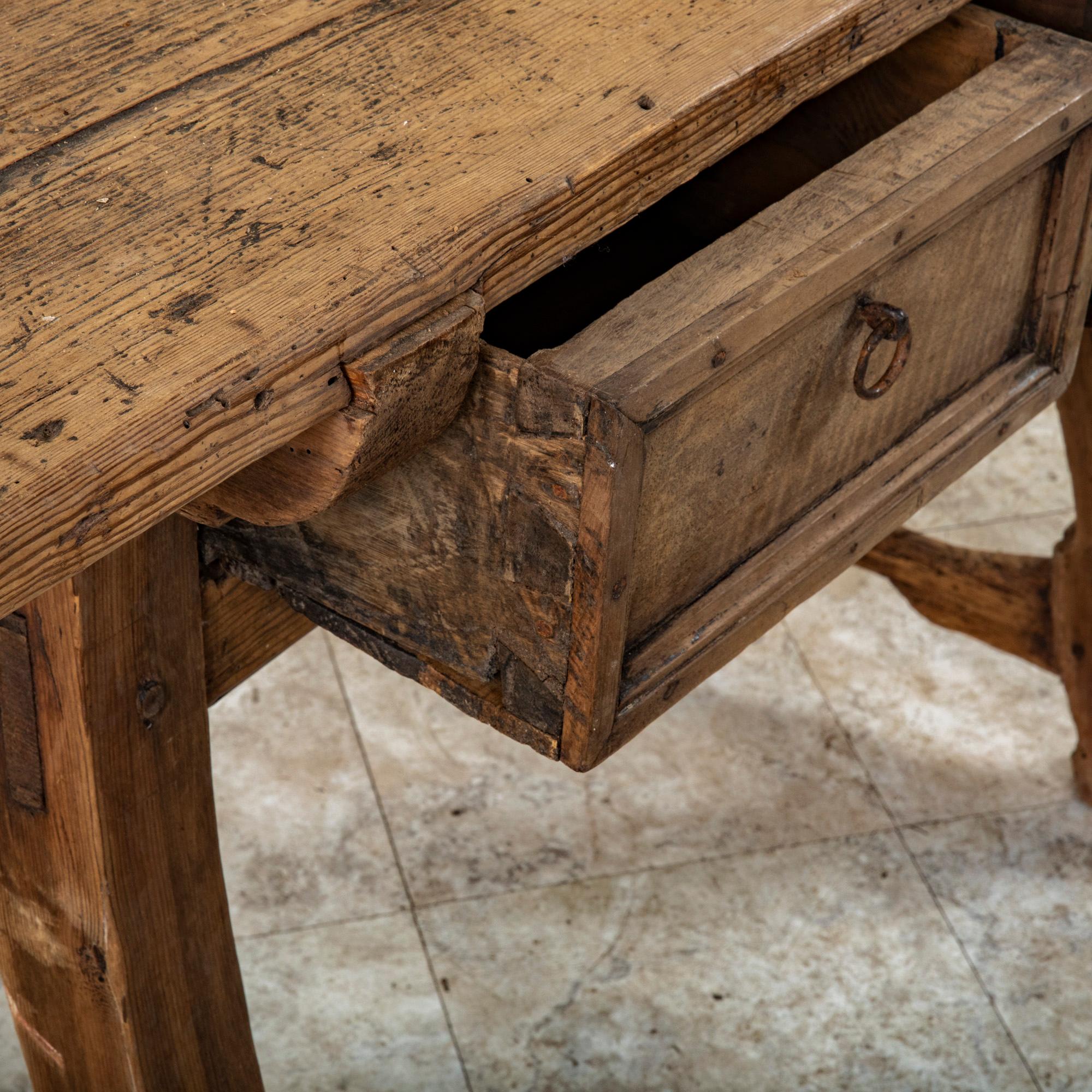 Late 17th Century French Hand-Pegged Pine Mountain Table, Writing Table For Sale 4