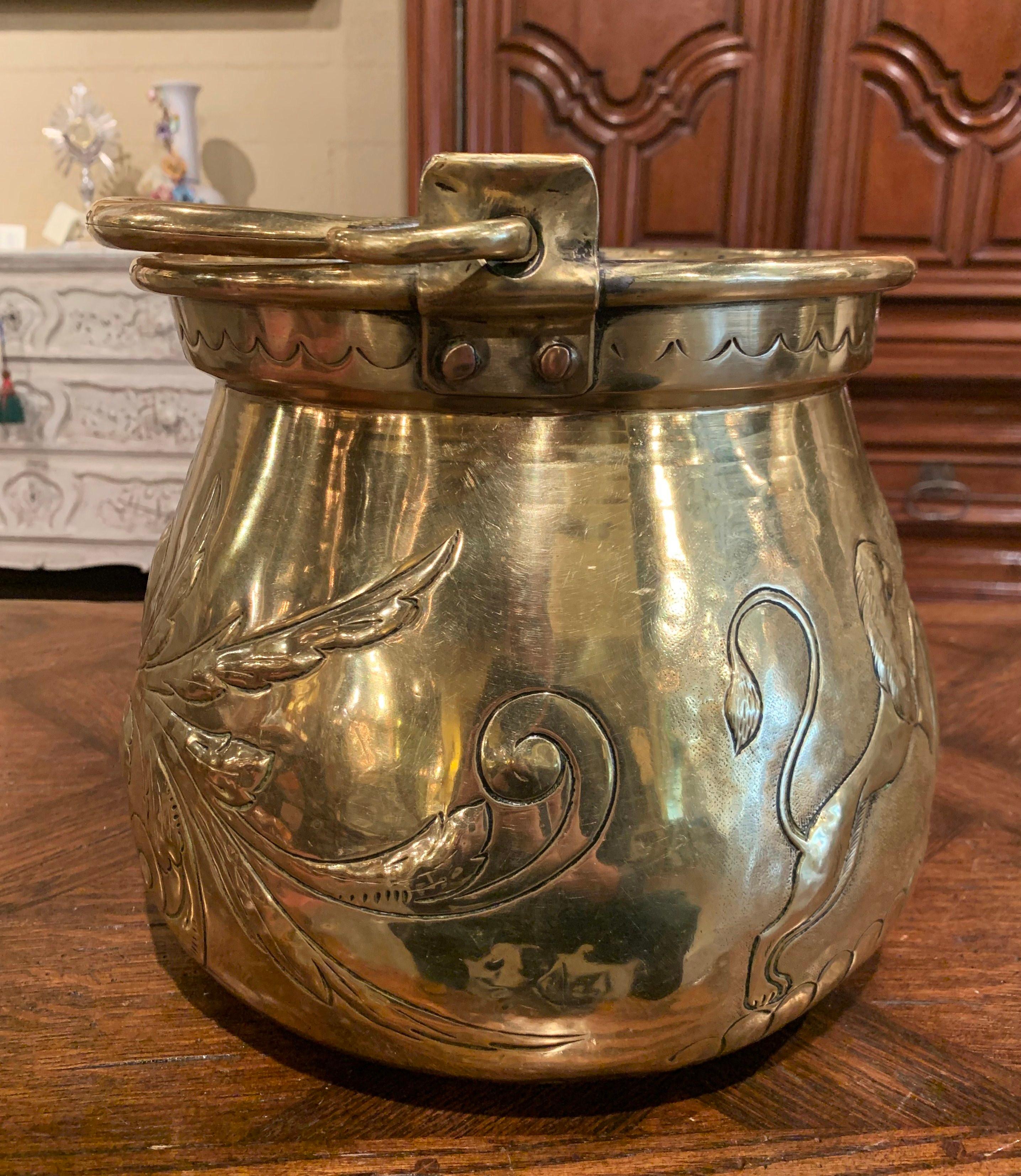Late 17th Century French Louis XIV Brass Cauldron with Fleur de Lys and Crest 1