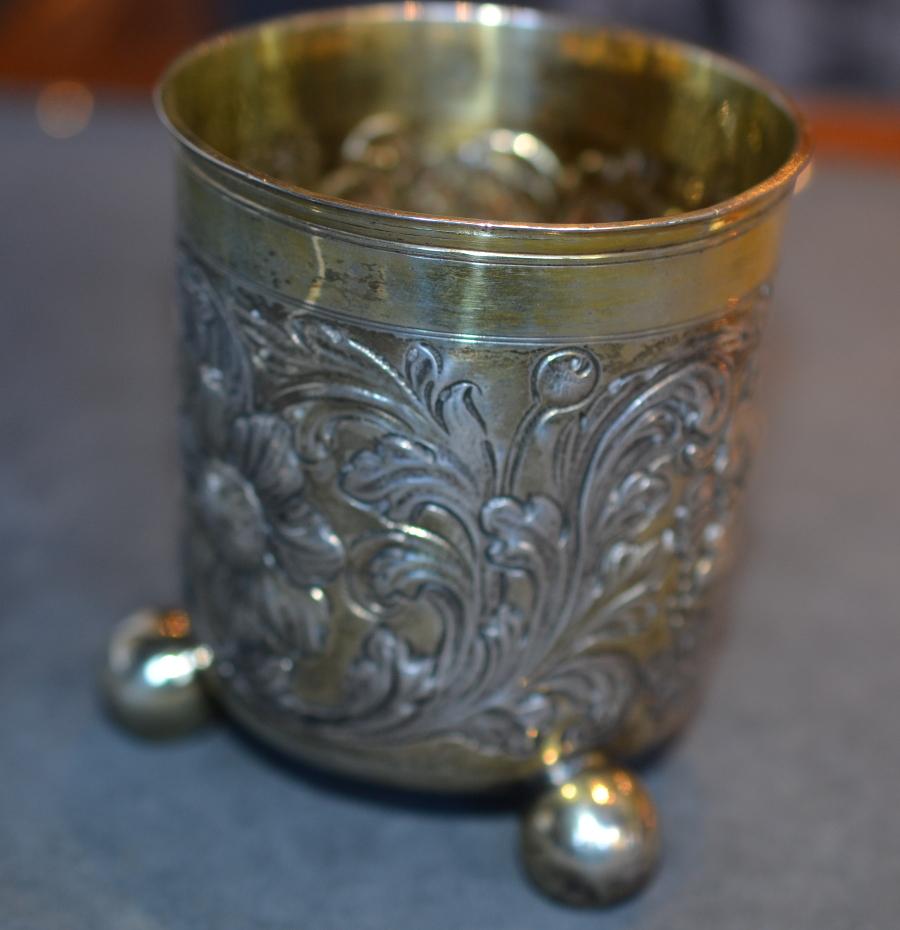 Cast Late 17th Century German Silver Beaker For Sale
