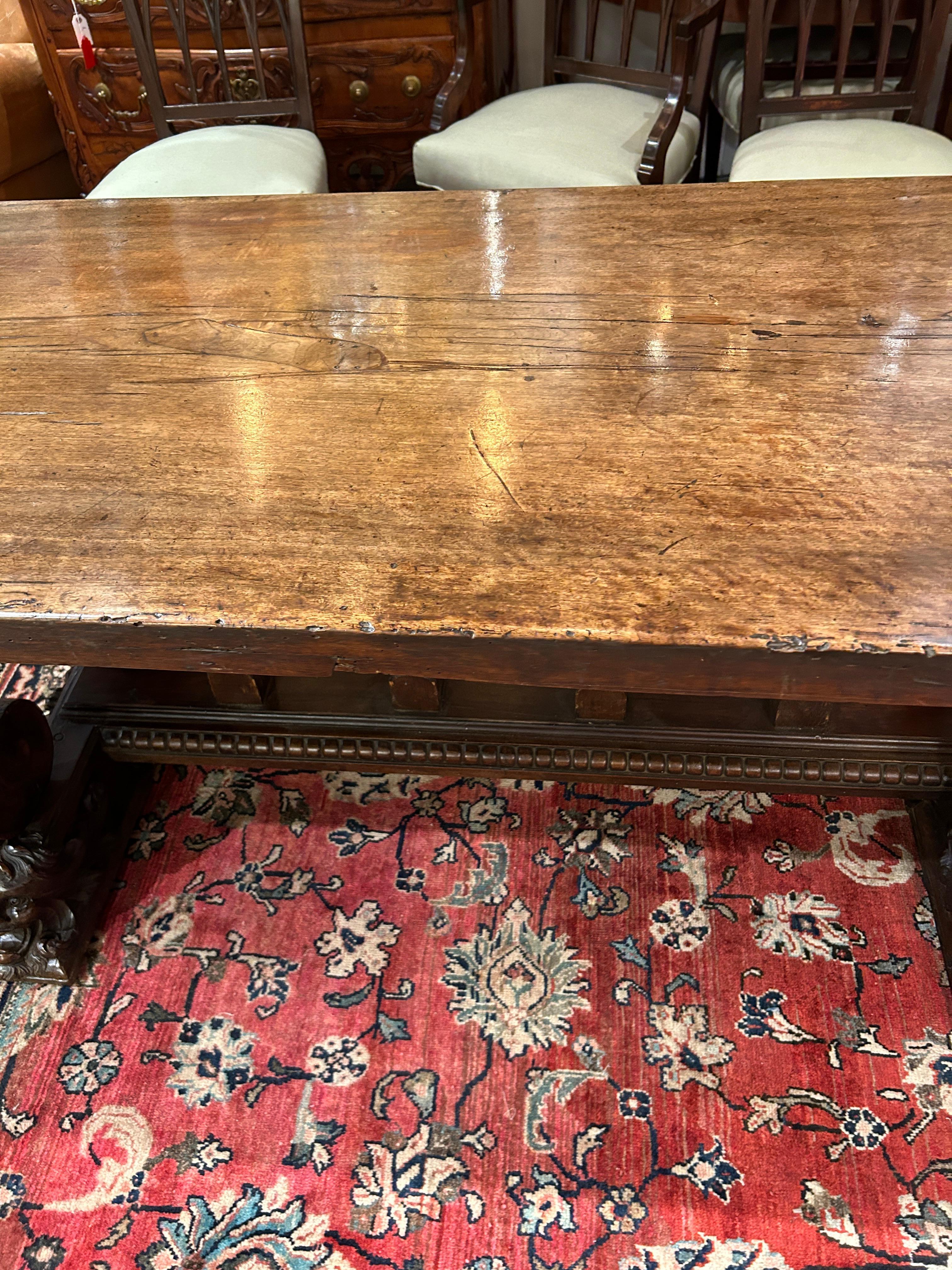 Late 17th Century Italian Baroque Dining Table  For Sale 7