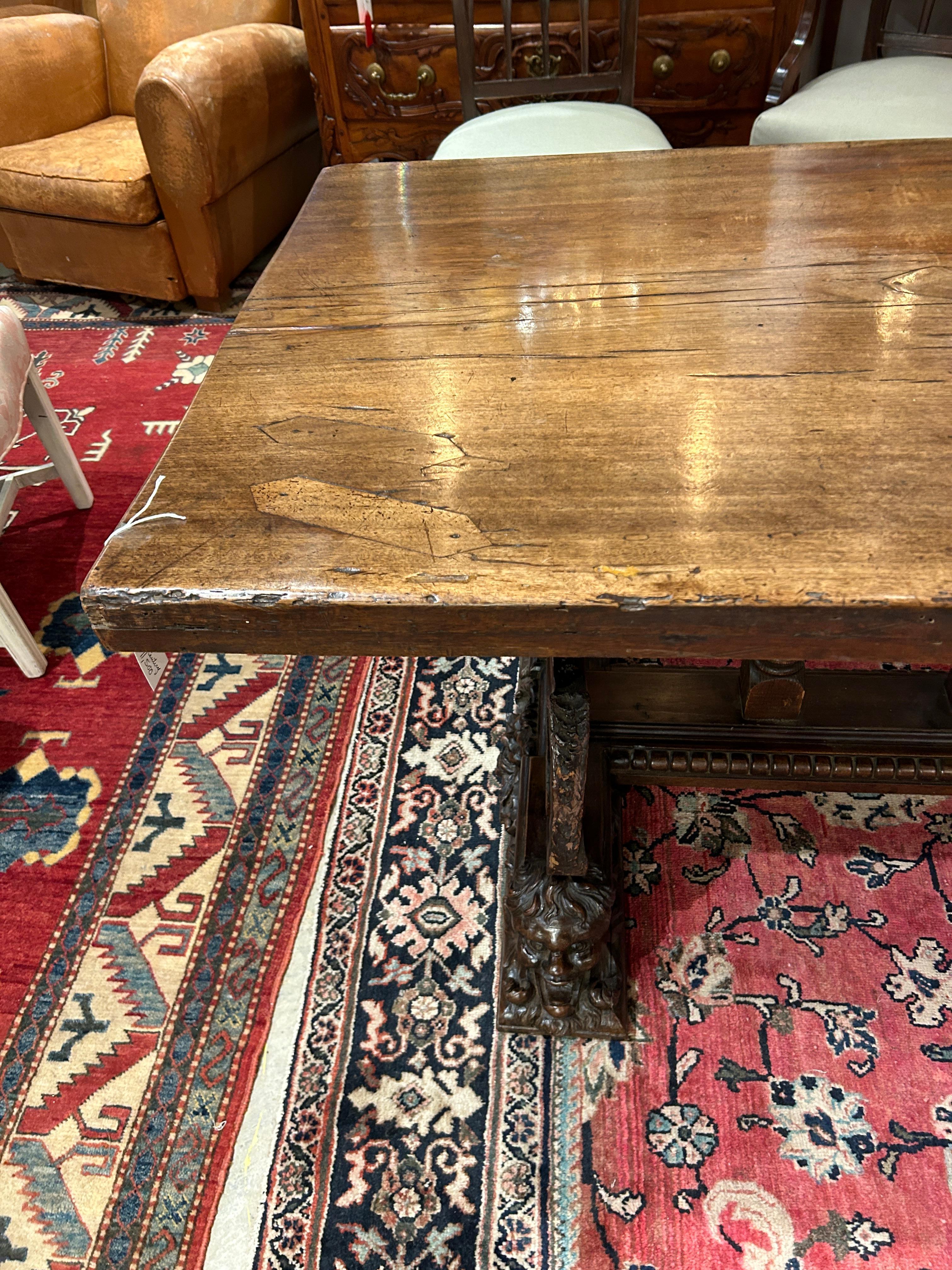 Late 17th Century Italian Baroque Dining Table  For Sale 8