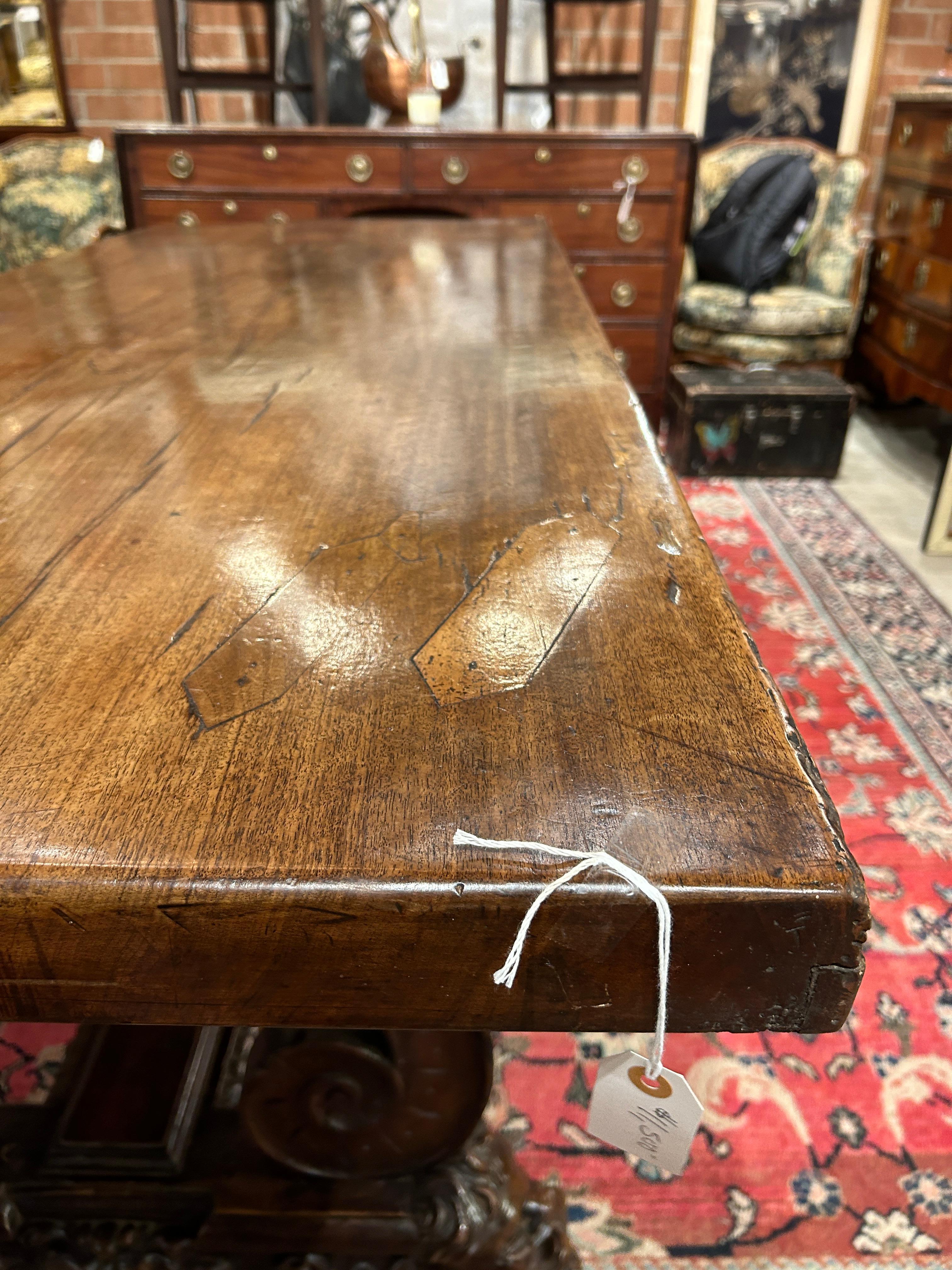 Late 17th Century Italian Baroque Dining Table  For Sale 3