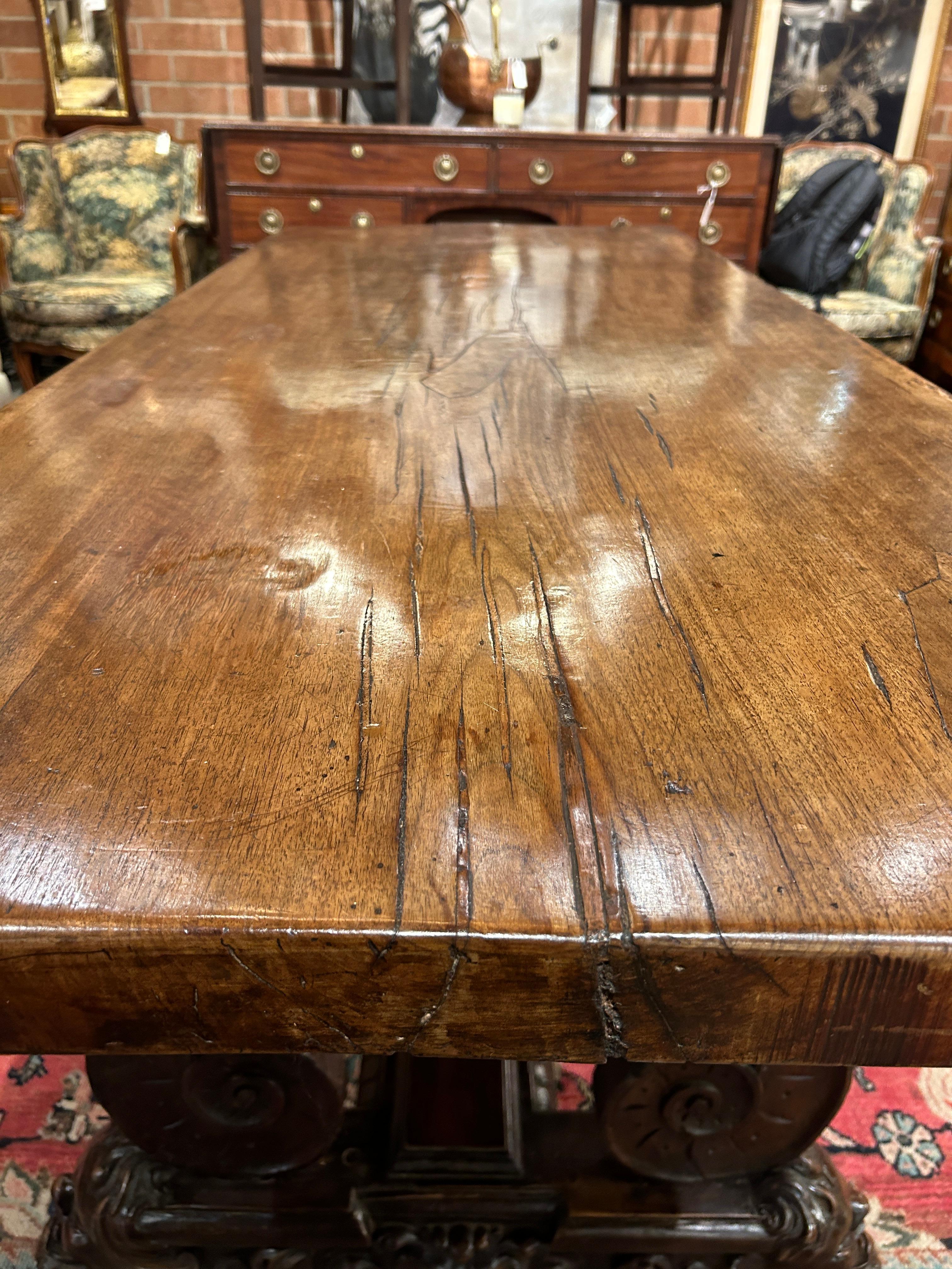 Late 17th Century Italian Baroque Dining Table  For Sale 4