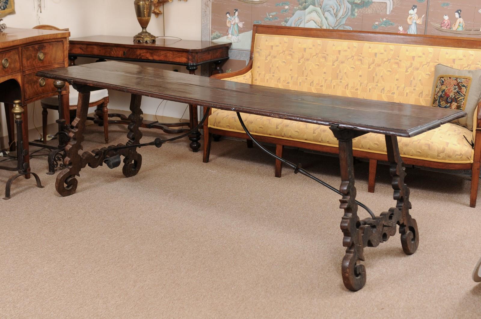 Late 17th Century Italian Chestnut Lyre Leg Hall Table 1