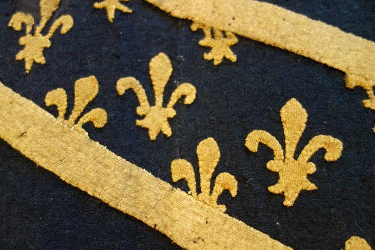 Late 17th Century Italian Heraldic Coat of Arms Tapestry, Lucca, circa 1690 For Sale 13