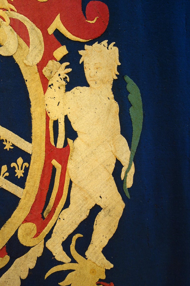 Wool Late 17th Century Italian Heraldic Coat of Arms Tapestry, Lucca, circa 1690 For Sale