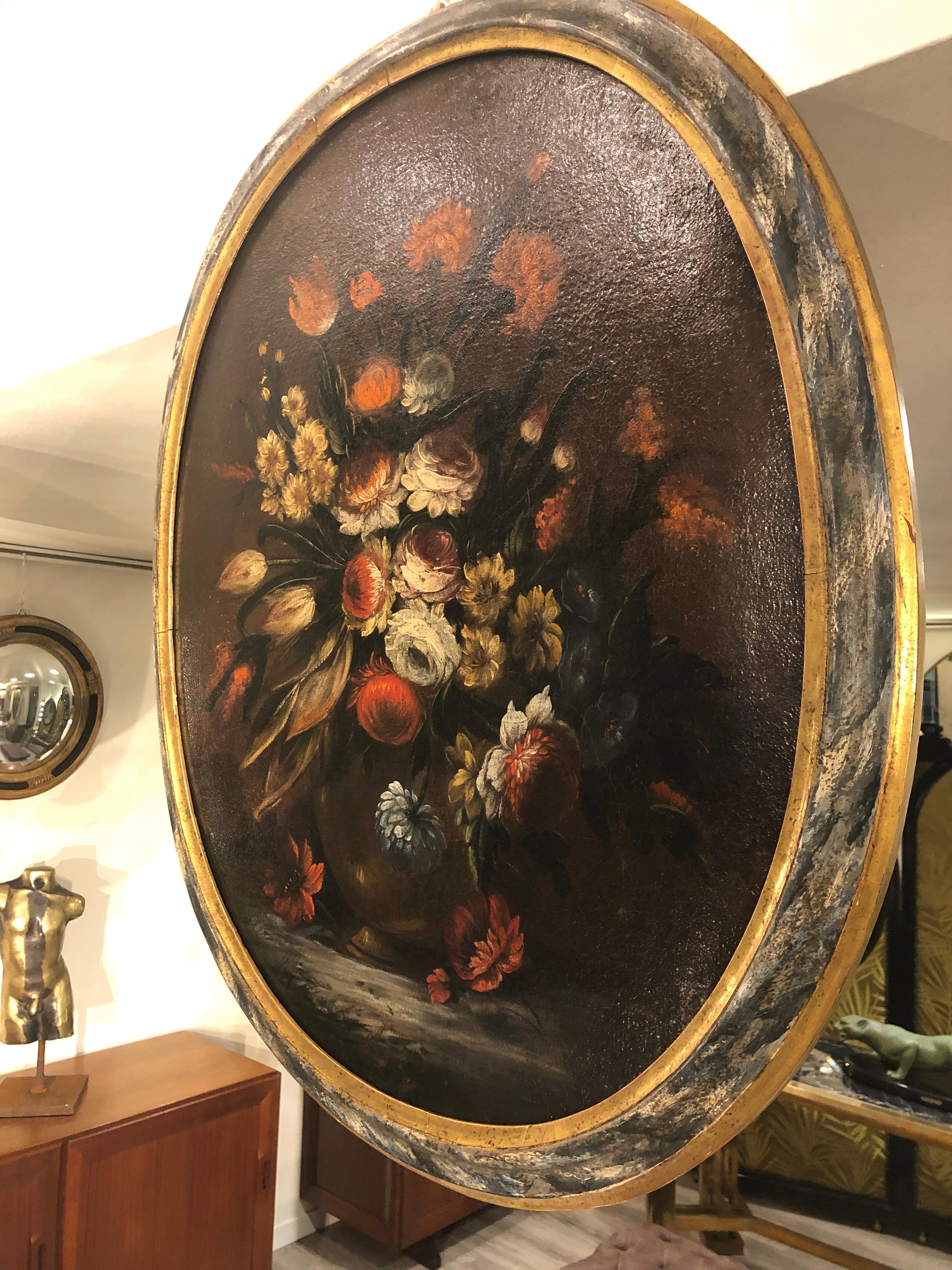 Late 17th Century Italian Oval Lacquered Frames Flowers Still Life Paintings For Sale 5