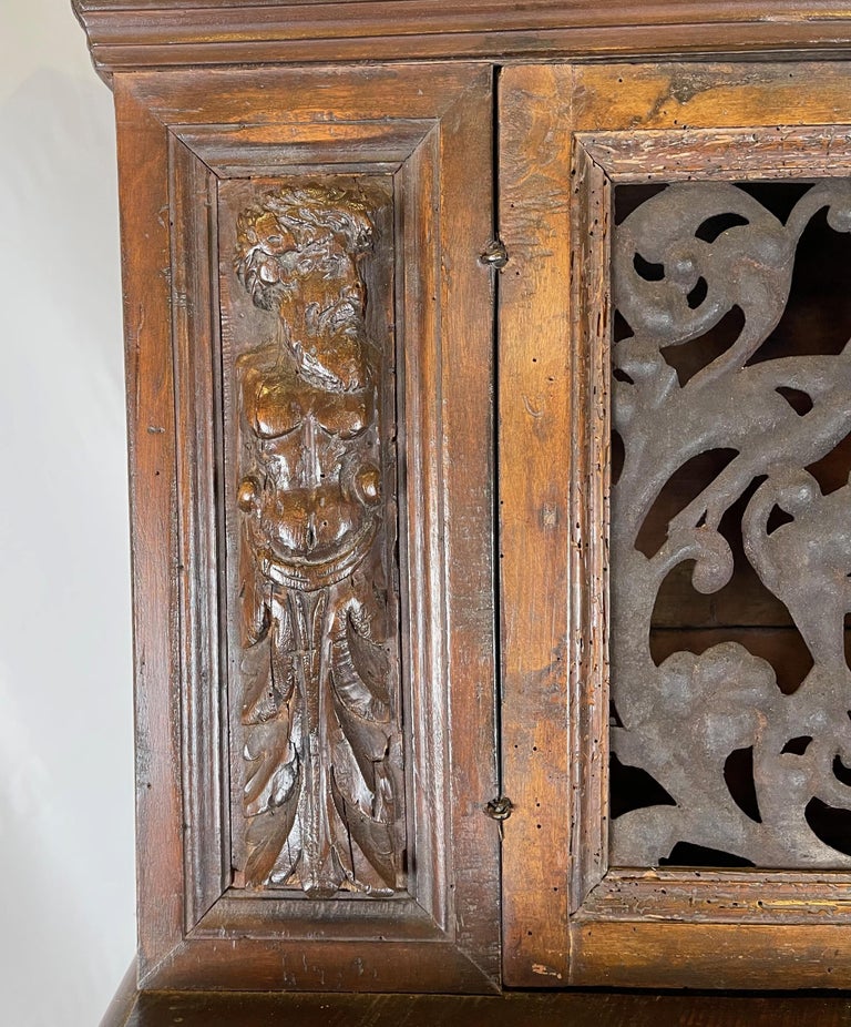 Late 17th Century Italian Step-Back Cabinet For Sale 4