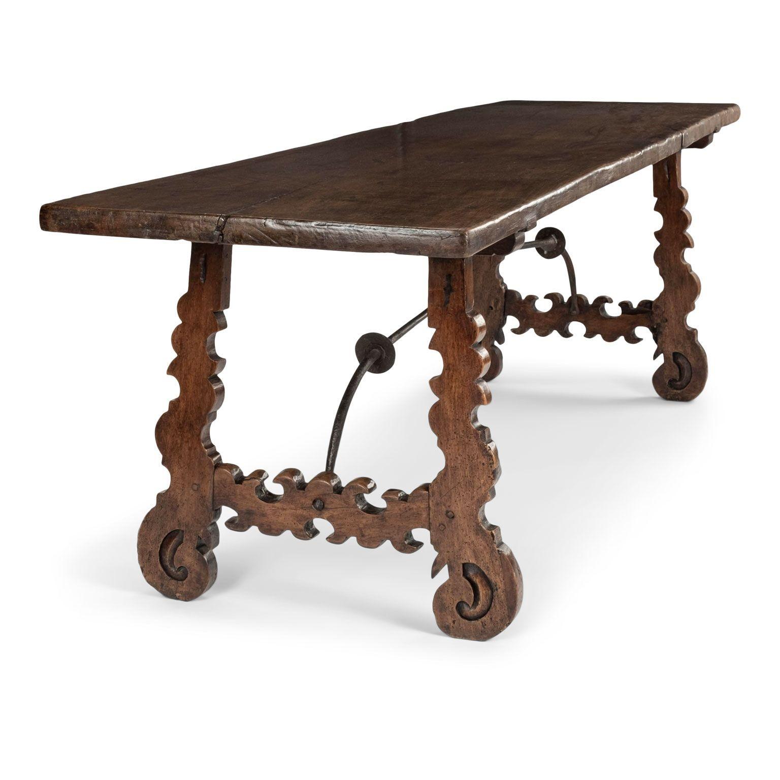 Hand-Carved Late 17th Century Italian Walnut Dining Table or Console For Sale