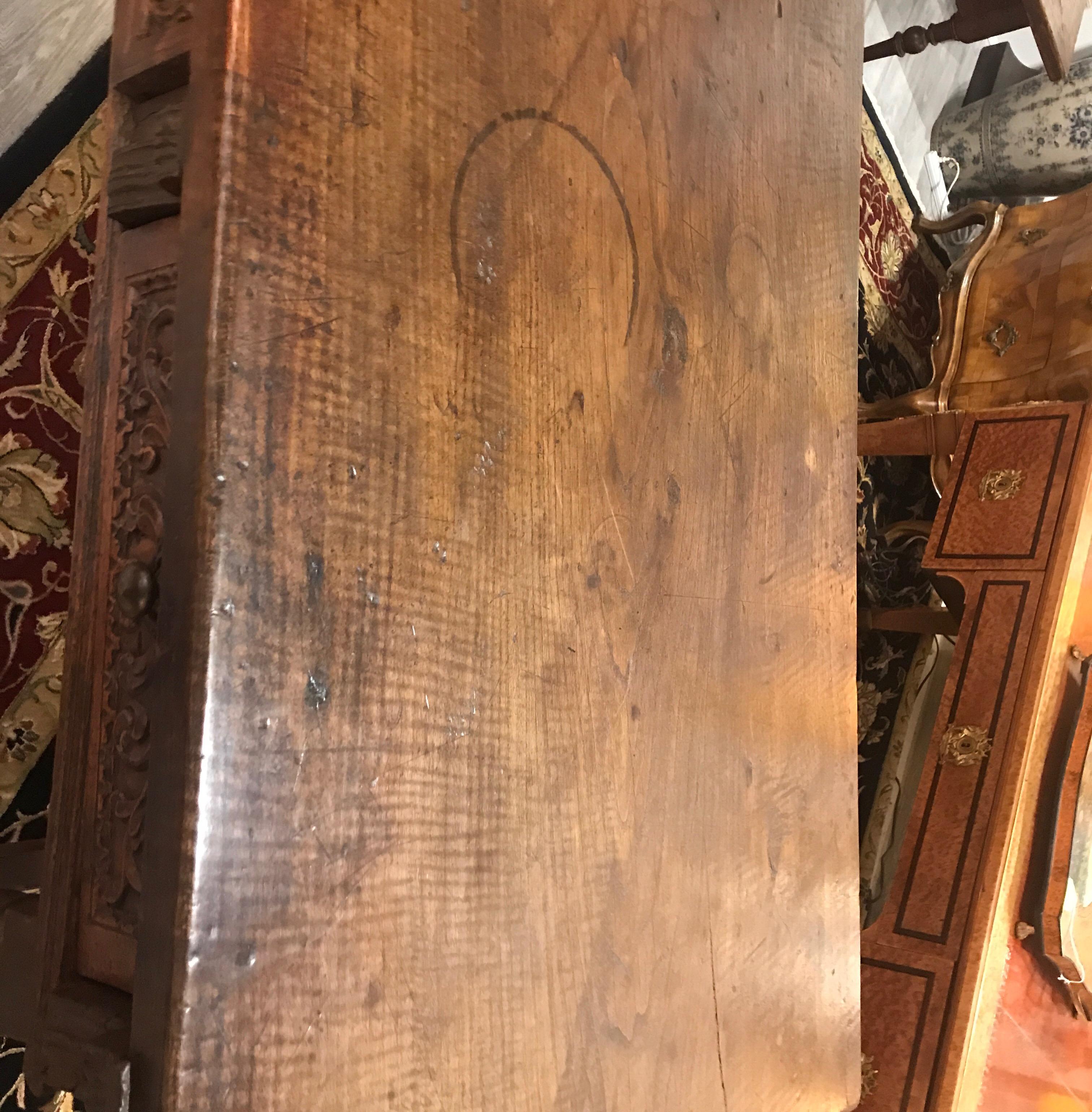 Late 17th Century Italian Walnut Wine Tasting or Pub Table 6