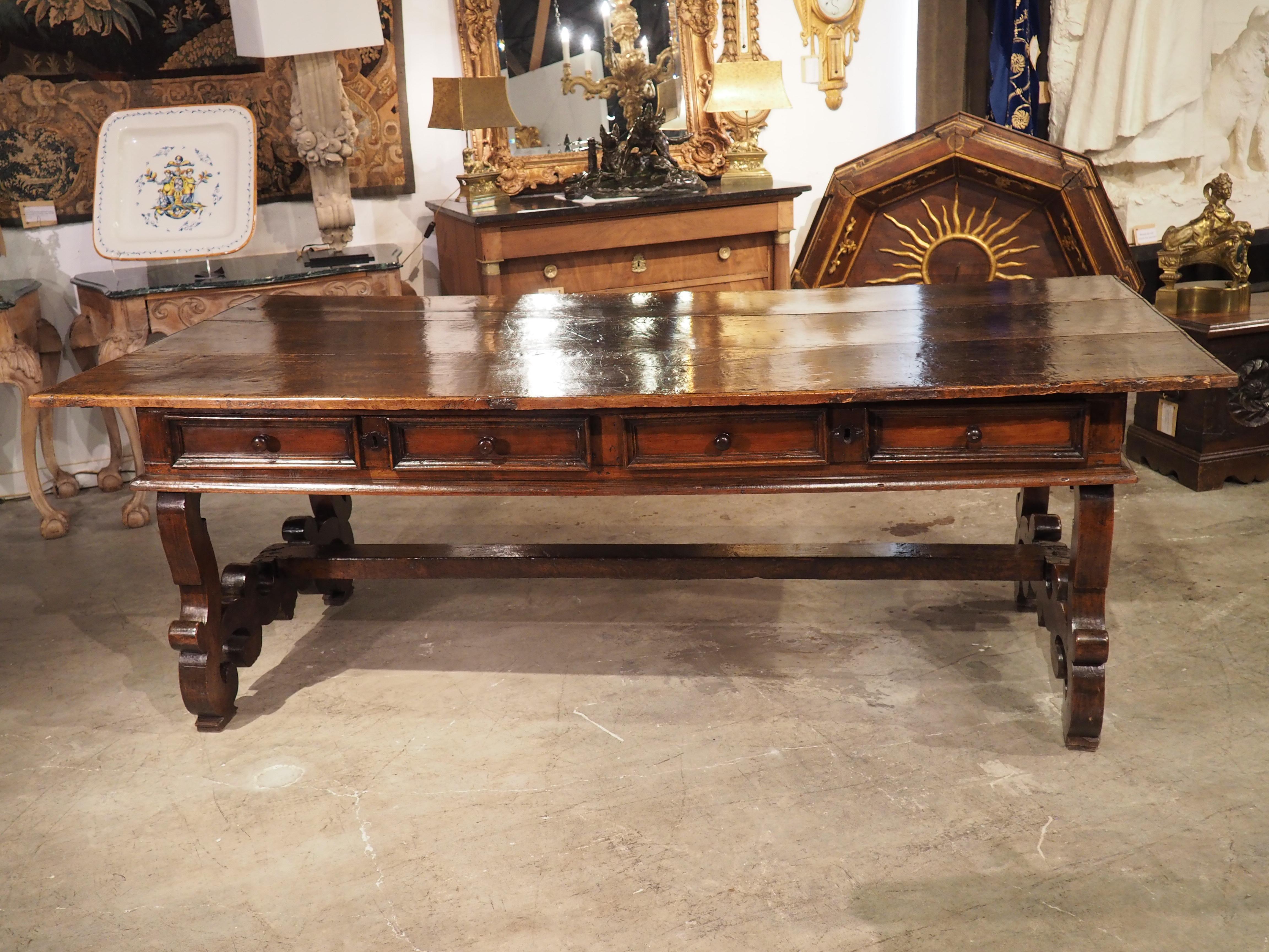 Late 17th Century Italian Walnut Wood Library Table For Sale 11