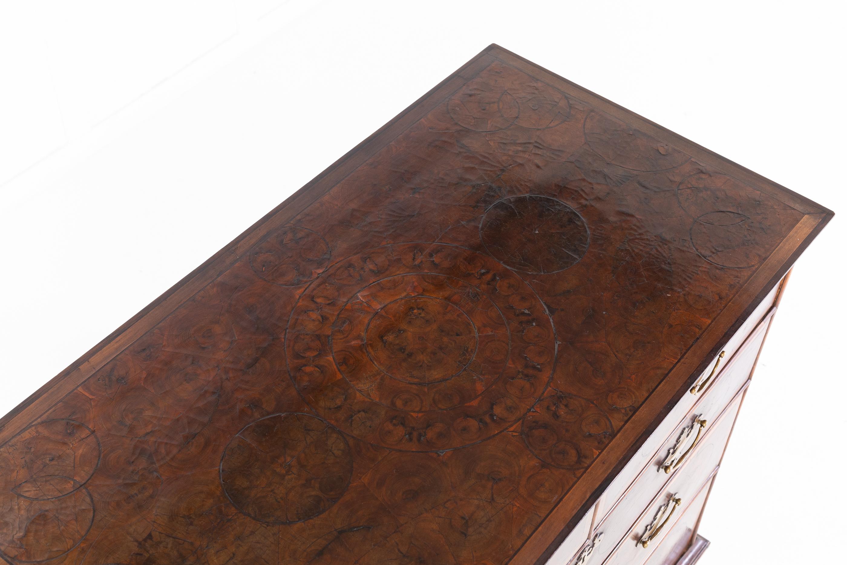 Late 17th Century Oyster Chest of Drawers 1