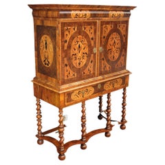 Late 17th Century Oyster Laburnum, Olivewood and Ebony Cabinet on Original Stand