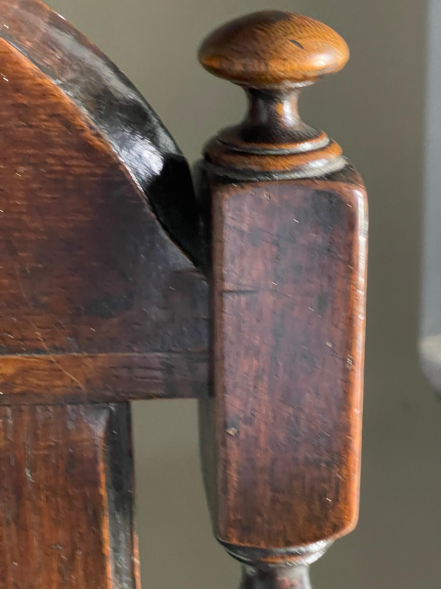 Paire de chaises en Oak de la fin du 17e siècle Bon état - En vente à Bakewell, GB