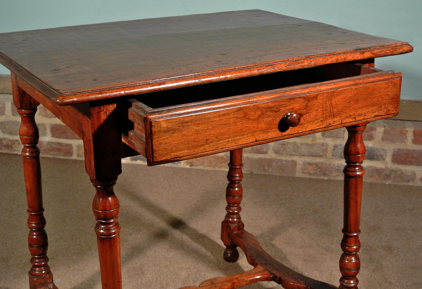 Late 17th Century Solid Walnut Tavern Table For Sale 4