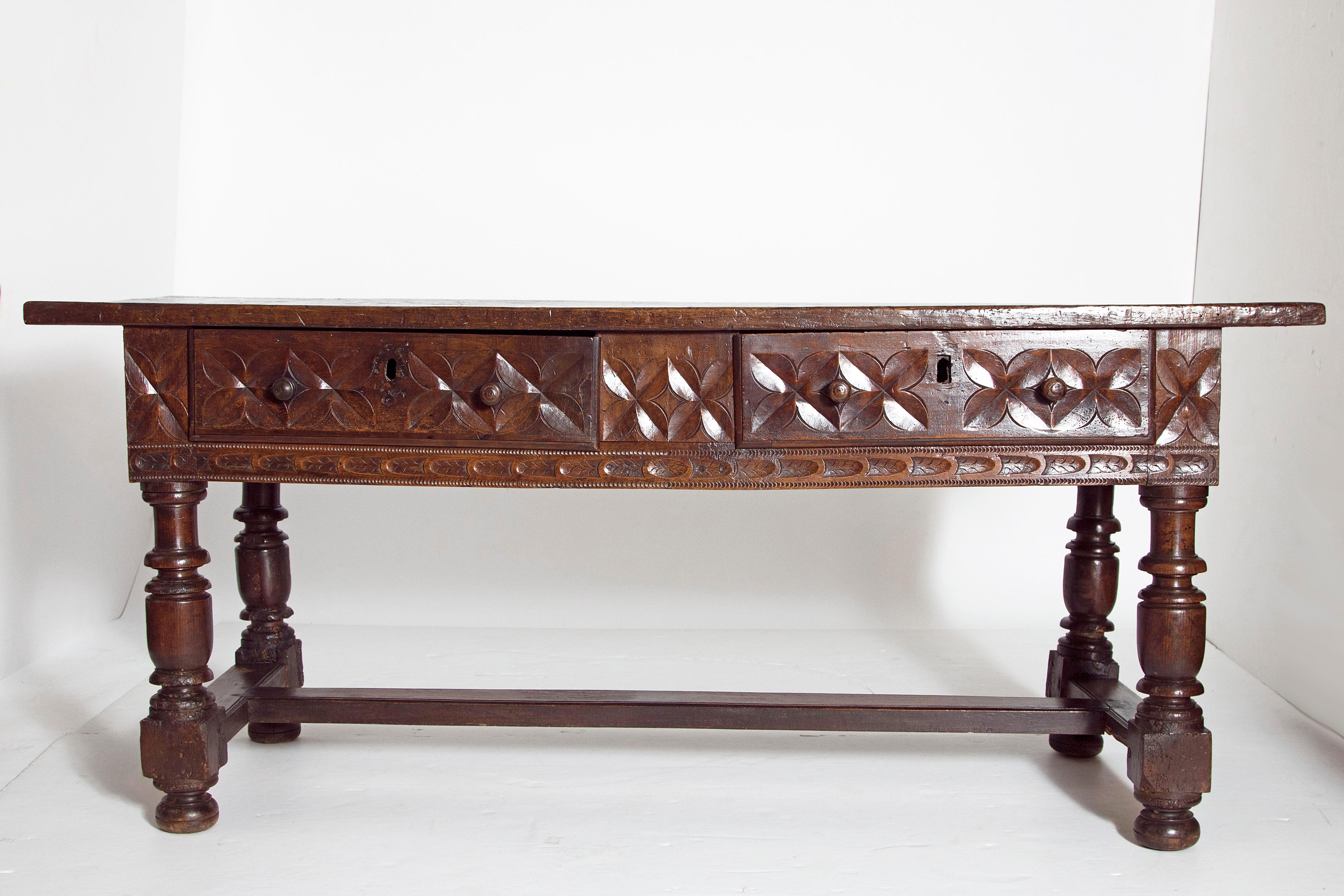 Hand-Carved Late 17th Century Spanish Baroque Walnut Centre Table