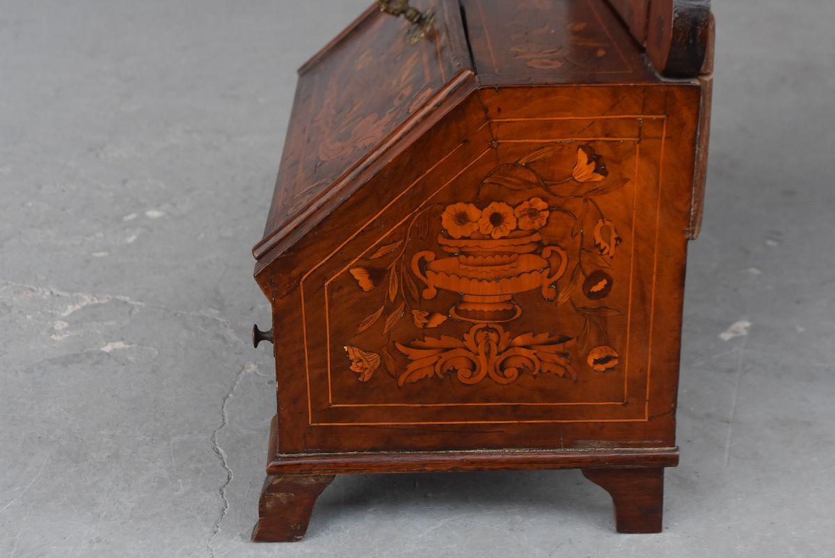 Late 17th Century Table Dressing Table Inlaid For Sale 10