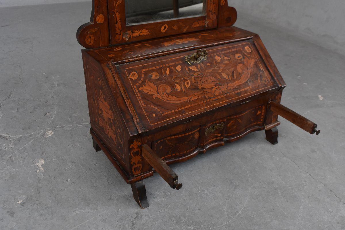 Late 17th Century Table Dressing Table Inlaid In Good Condition For Sale In Marseille, FR