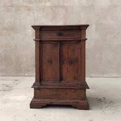 Late 17th Century Tuscan Cupboard, Walnut, Renaissance Style, Italy