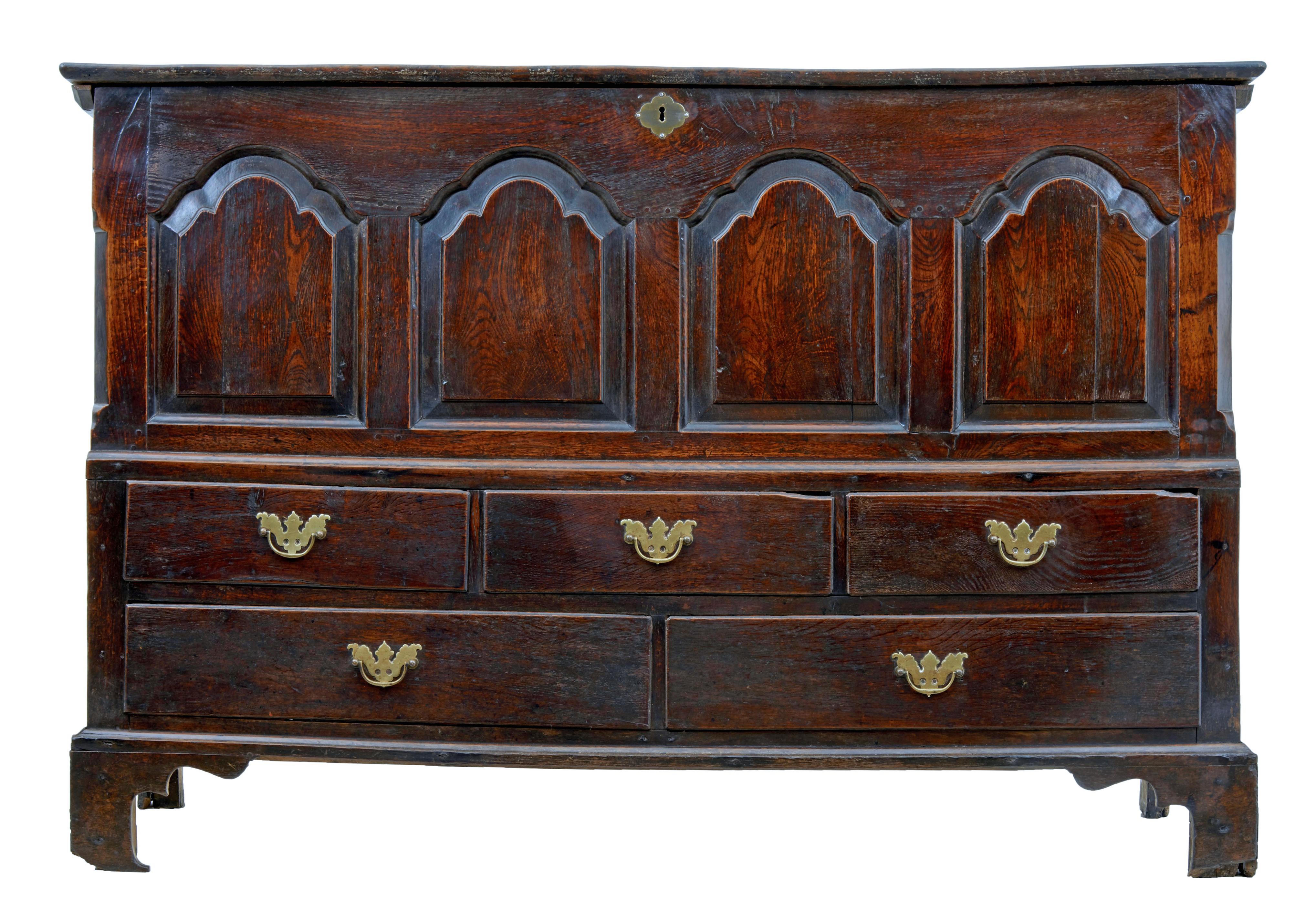 Late 17th century Welsh oak mule chest coffer circa 1690.

Fine quality Welsh oak mule chest circa 1690. Stunning colour and patina to this piece and apart from 1 additional hinge it is in original condition. Fielded panels to the front, with 3