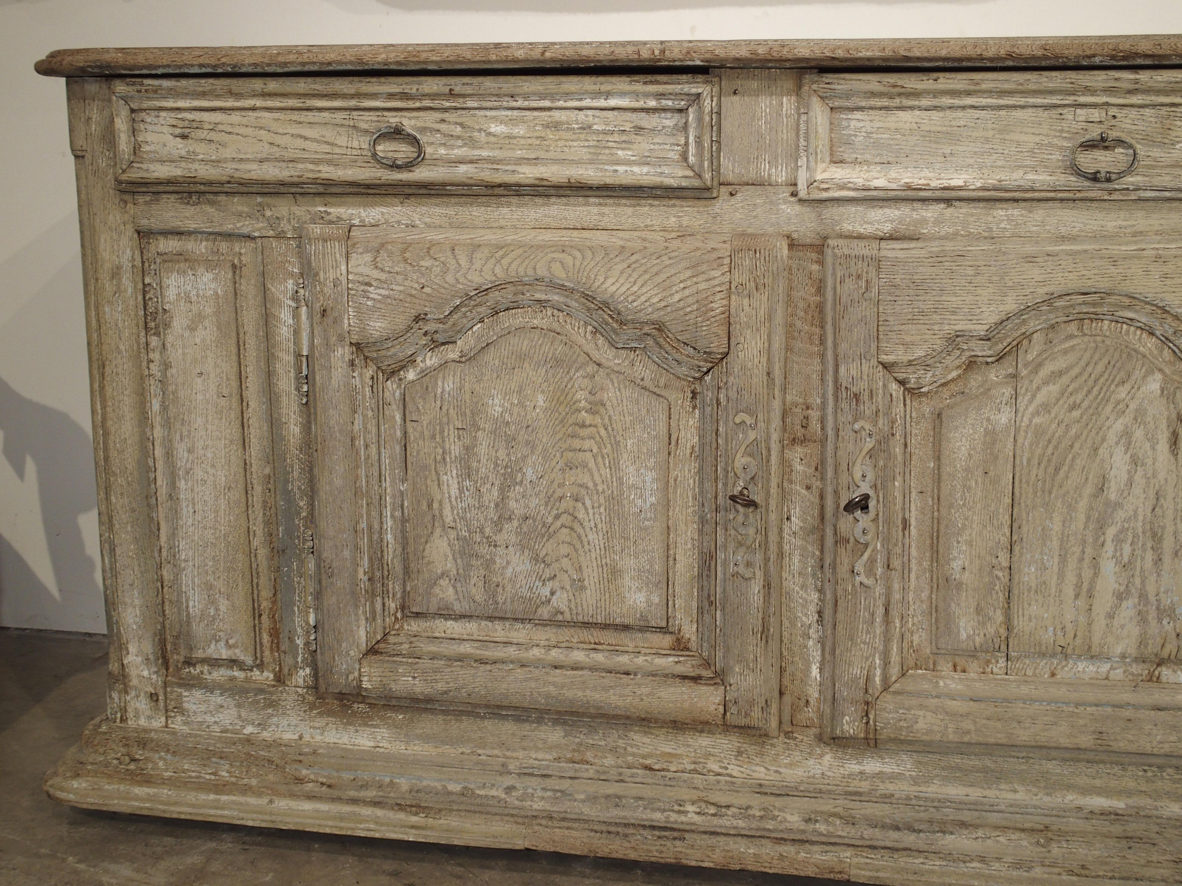 Louis XIV Late 17th Century Whitewashed Oak Enfilade from Burgundy, France
