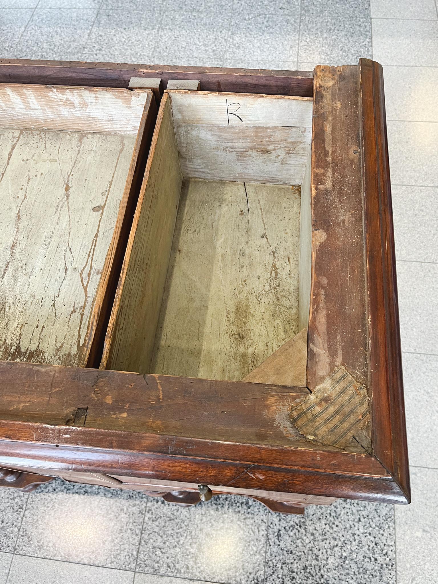 Cassettiera di William & Mary della fine del XVII secolo in vendita 4