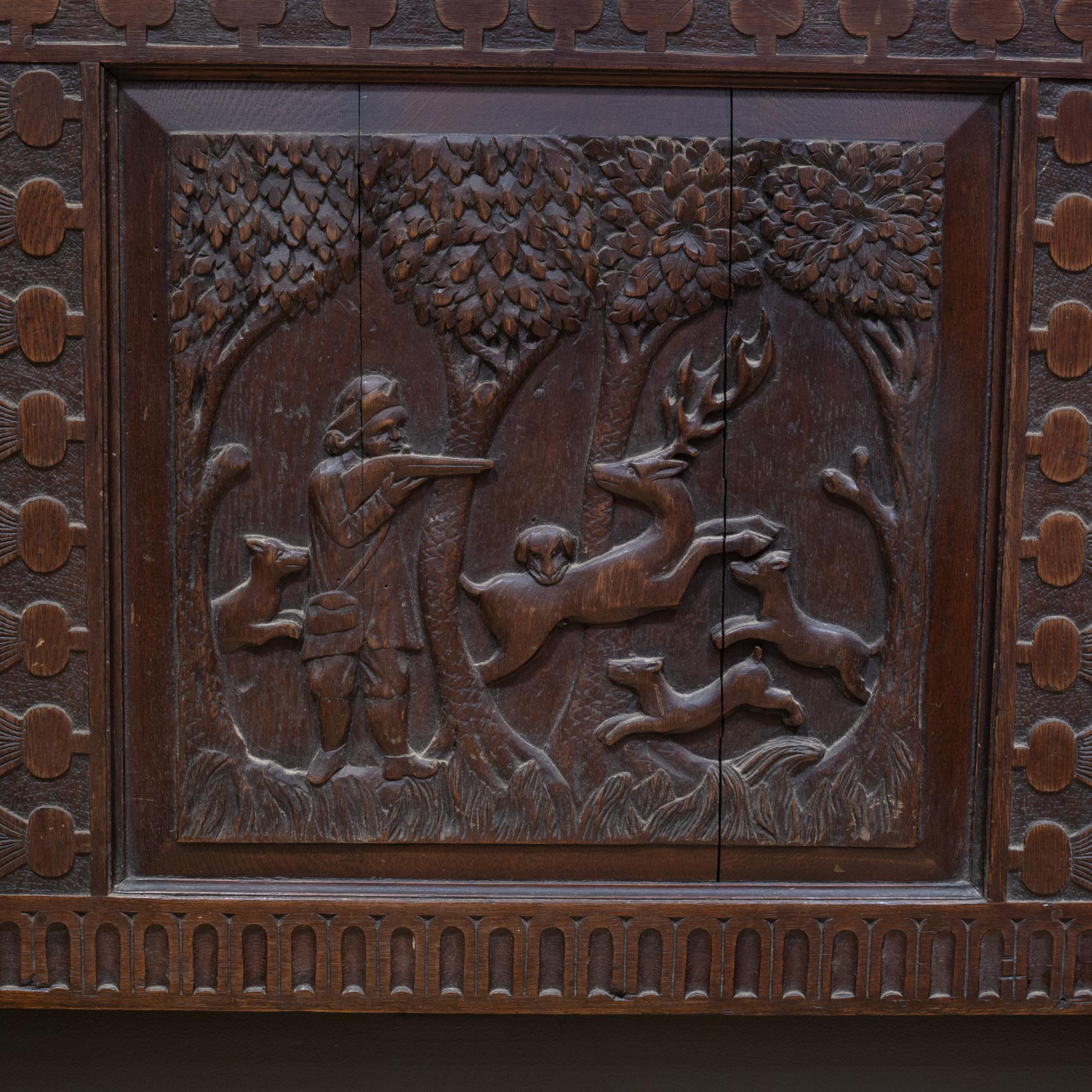 17ème siècle Panneau de chasse de la fin du 17e/début du 18e siècle en bois sculpté C.1680-1750 en vente