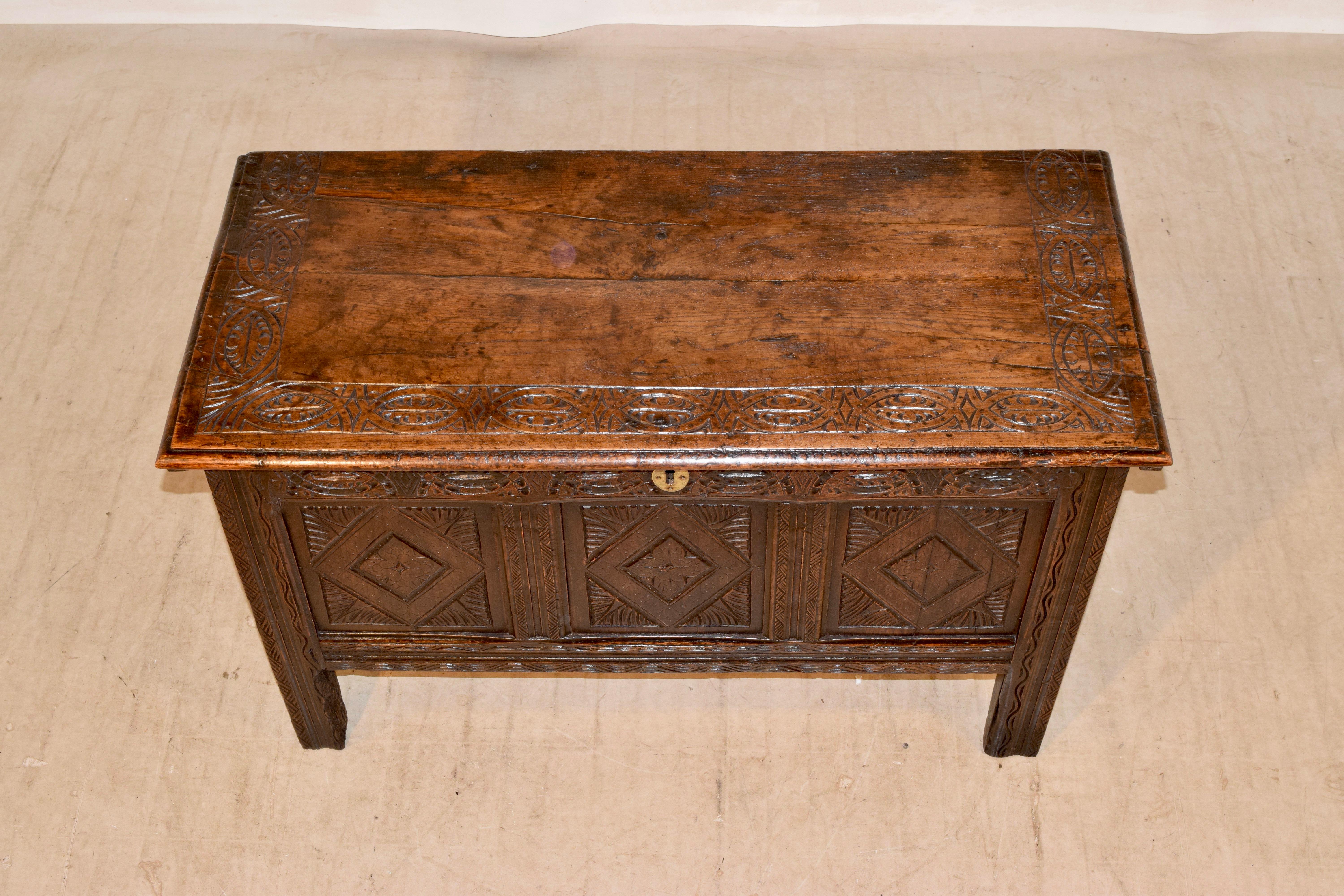 Hand-Carved Late 17th-Early 18th Century Carved Blanket Chest For Sale