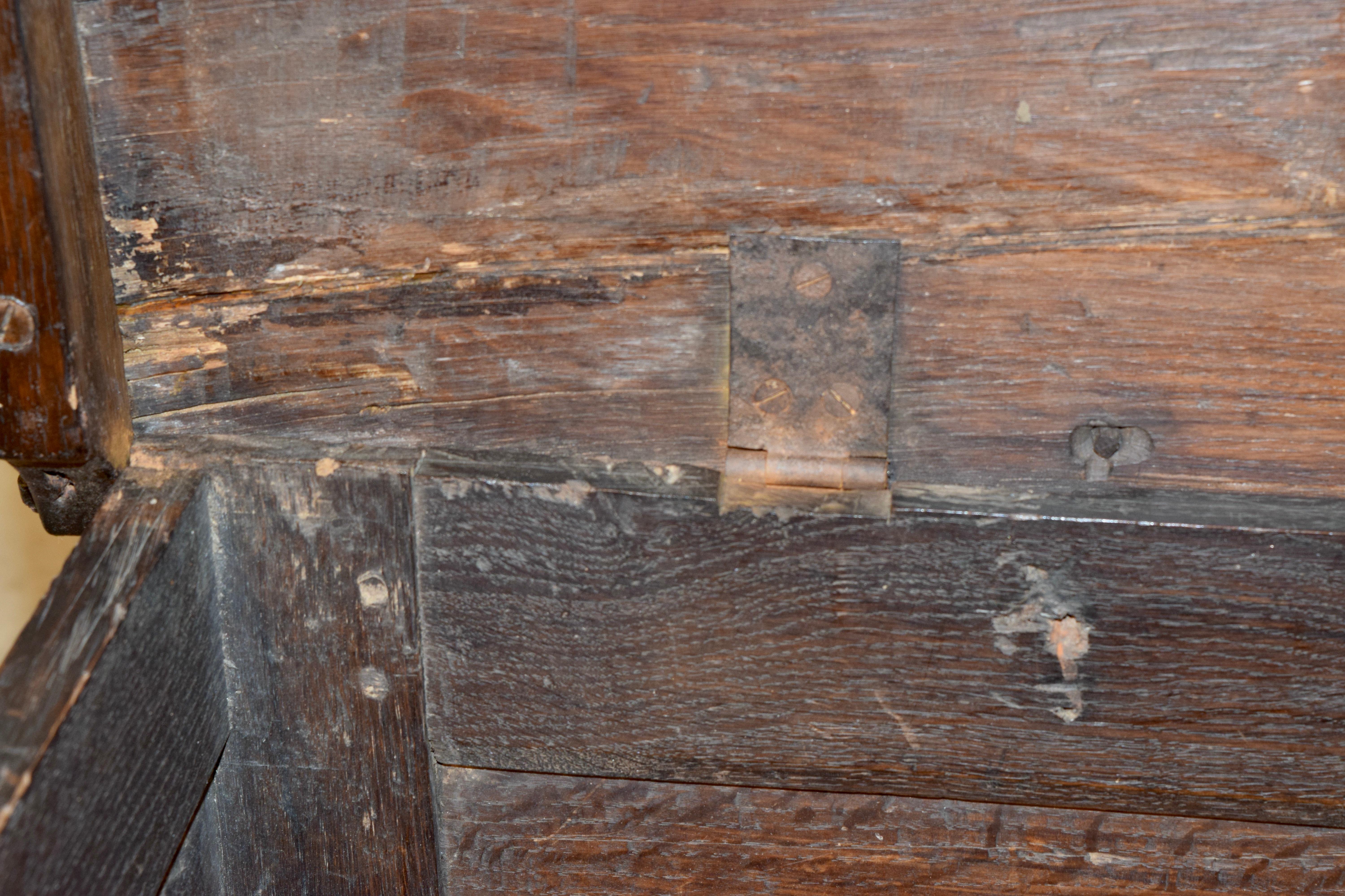 Oak Late 17th-Early 18th Century Carved Blanket Chest For Sale