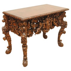 Table console sculptée de la fin du XVIIe siècle et du début du XVIIIe siècle